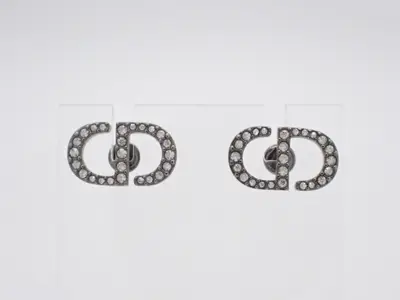 Other lines: Precious metals and earrings