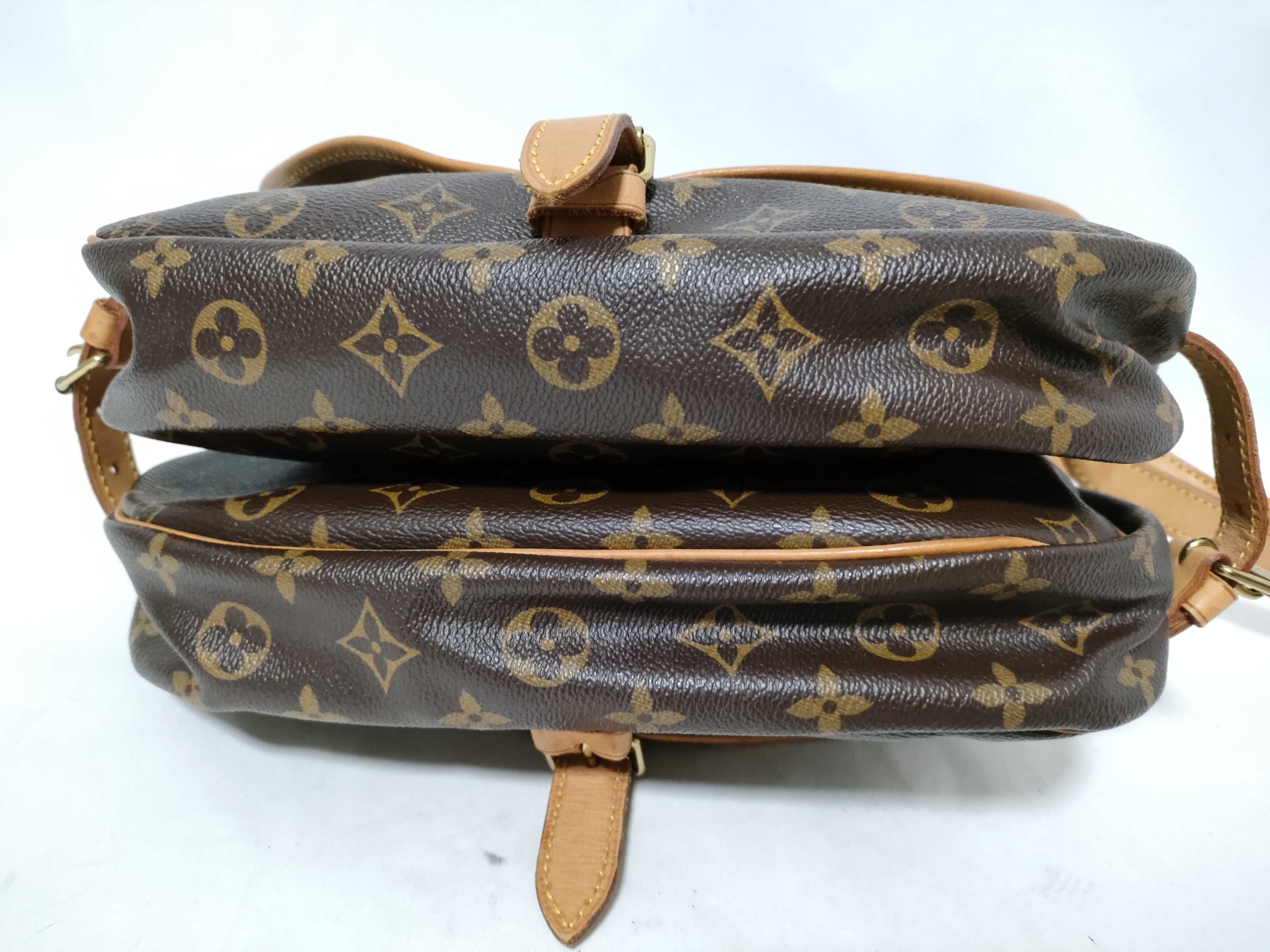 Monogram LV Saumur 30 Shoulder Bag — view 7