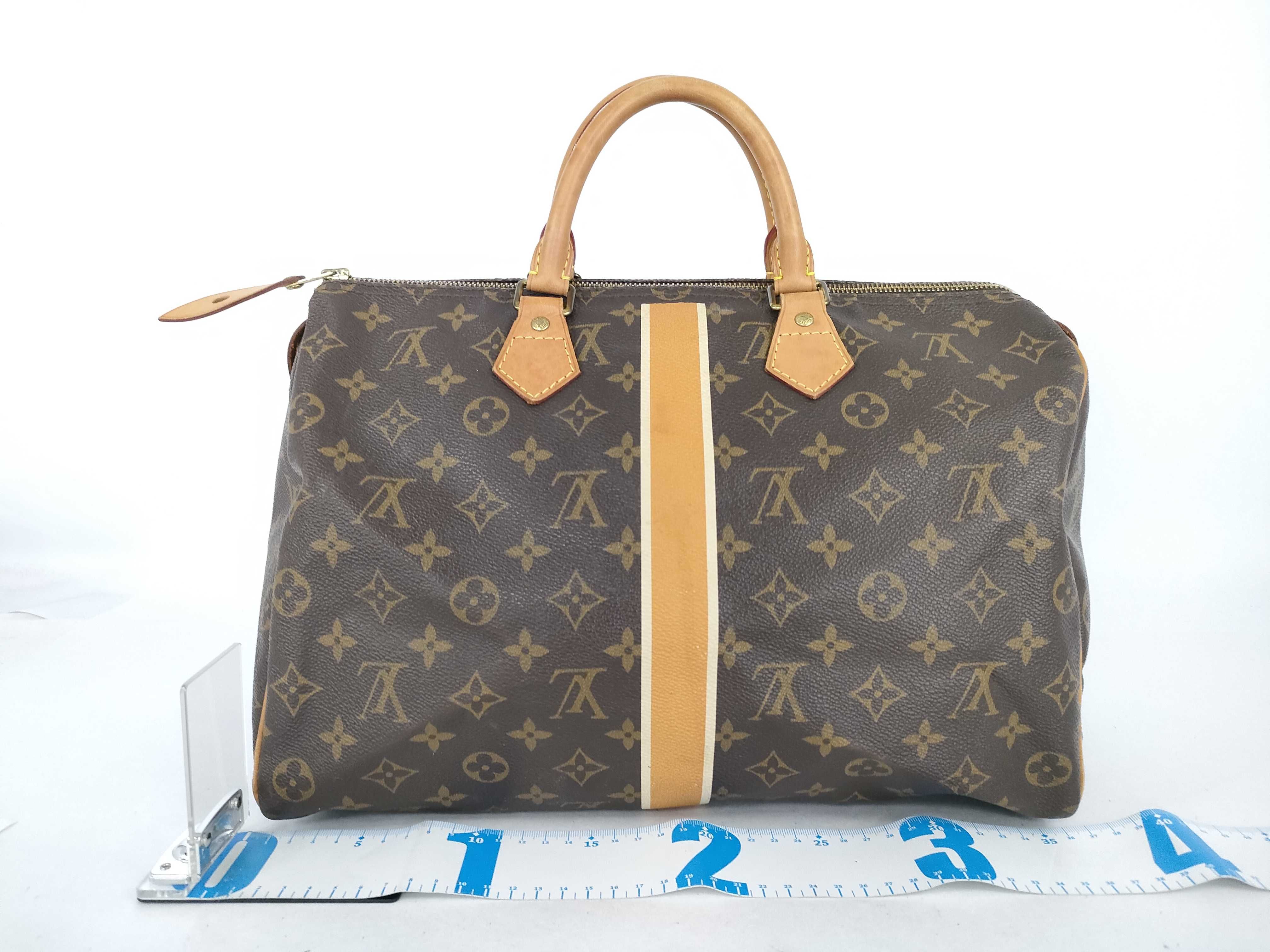 Monogram Louis Vuitton Speedy 30 Handbag — view 2