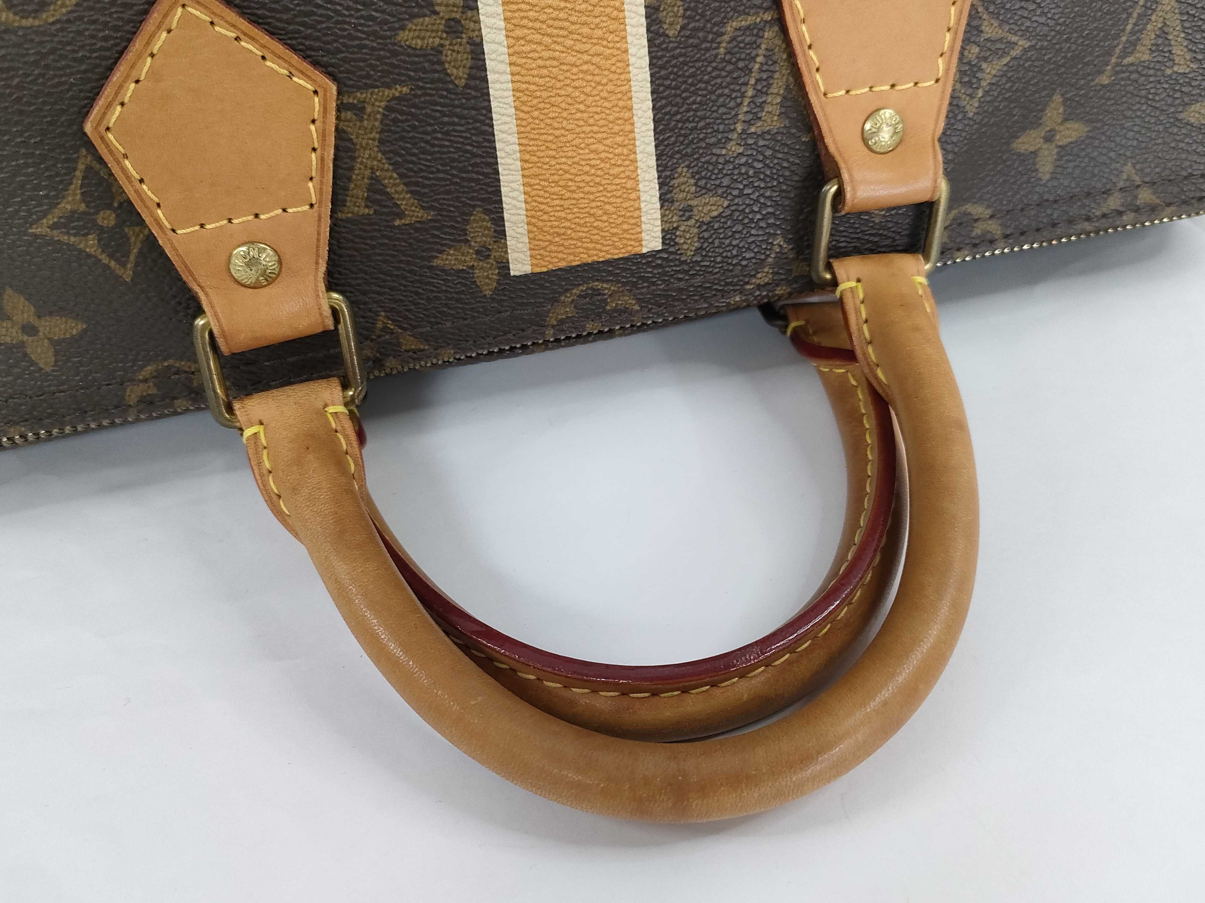 Monogram Louis Vuitton Speedy 30 Handbag — view 3