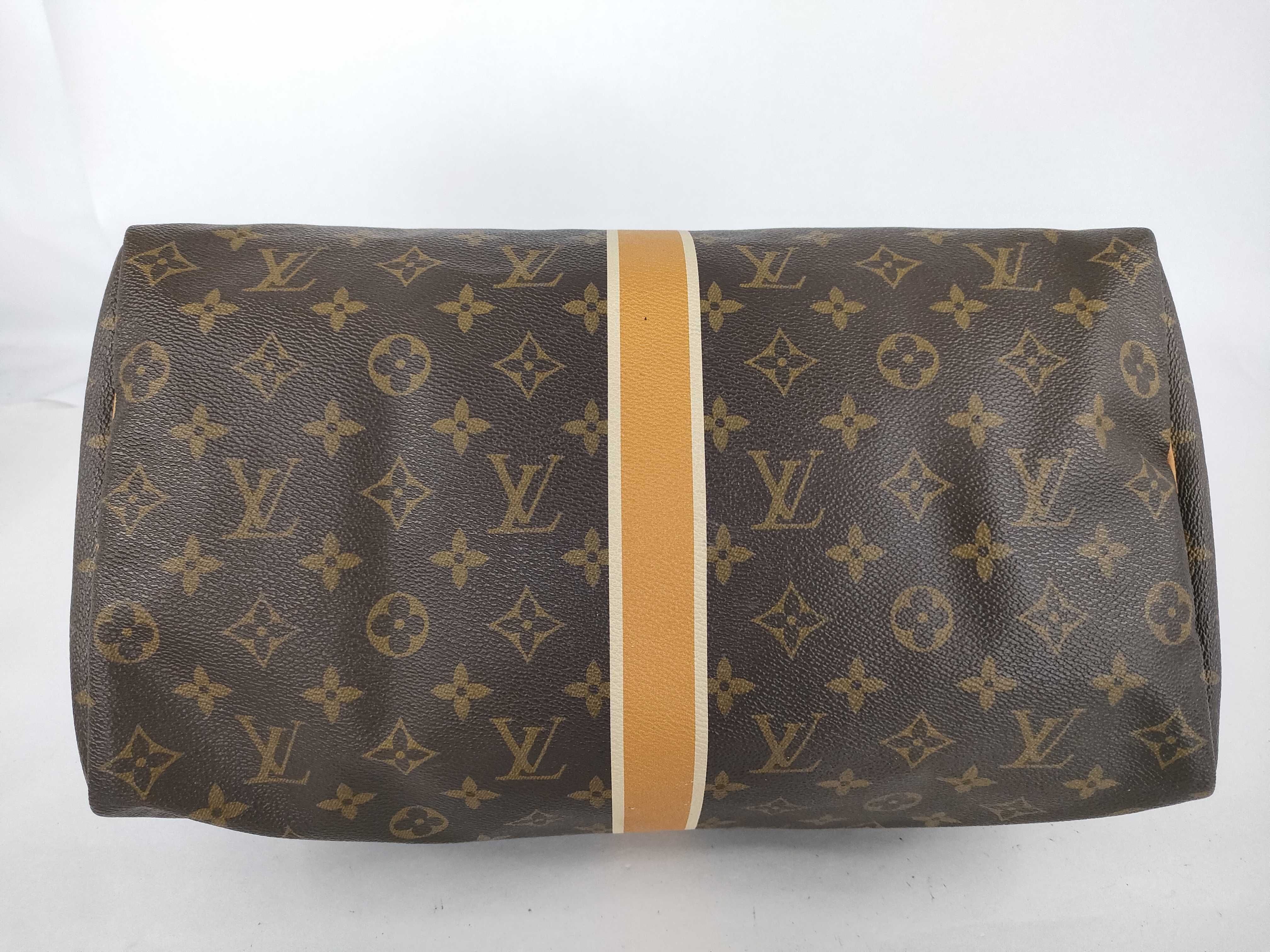 Monogram Louis Vuitton Speedy 30 Handbag — view 7