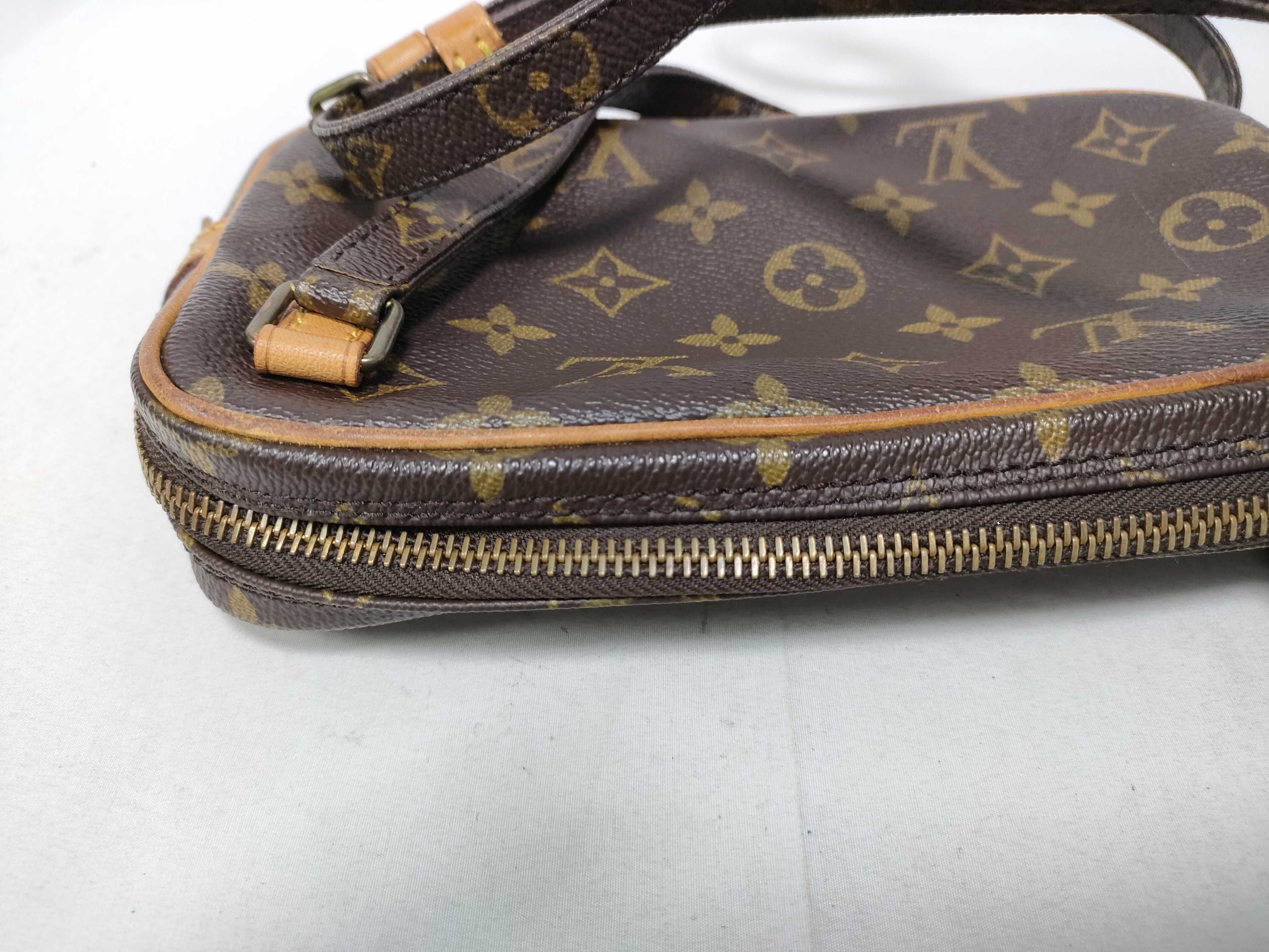 Monogram Louis Vuitton Monogram Marly Bandoulière 882TH Shoulder Bag — view 12