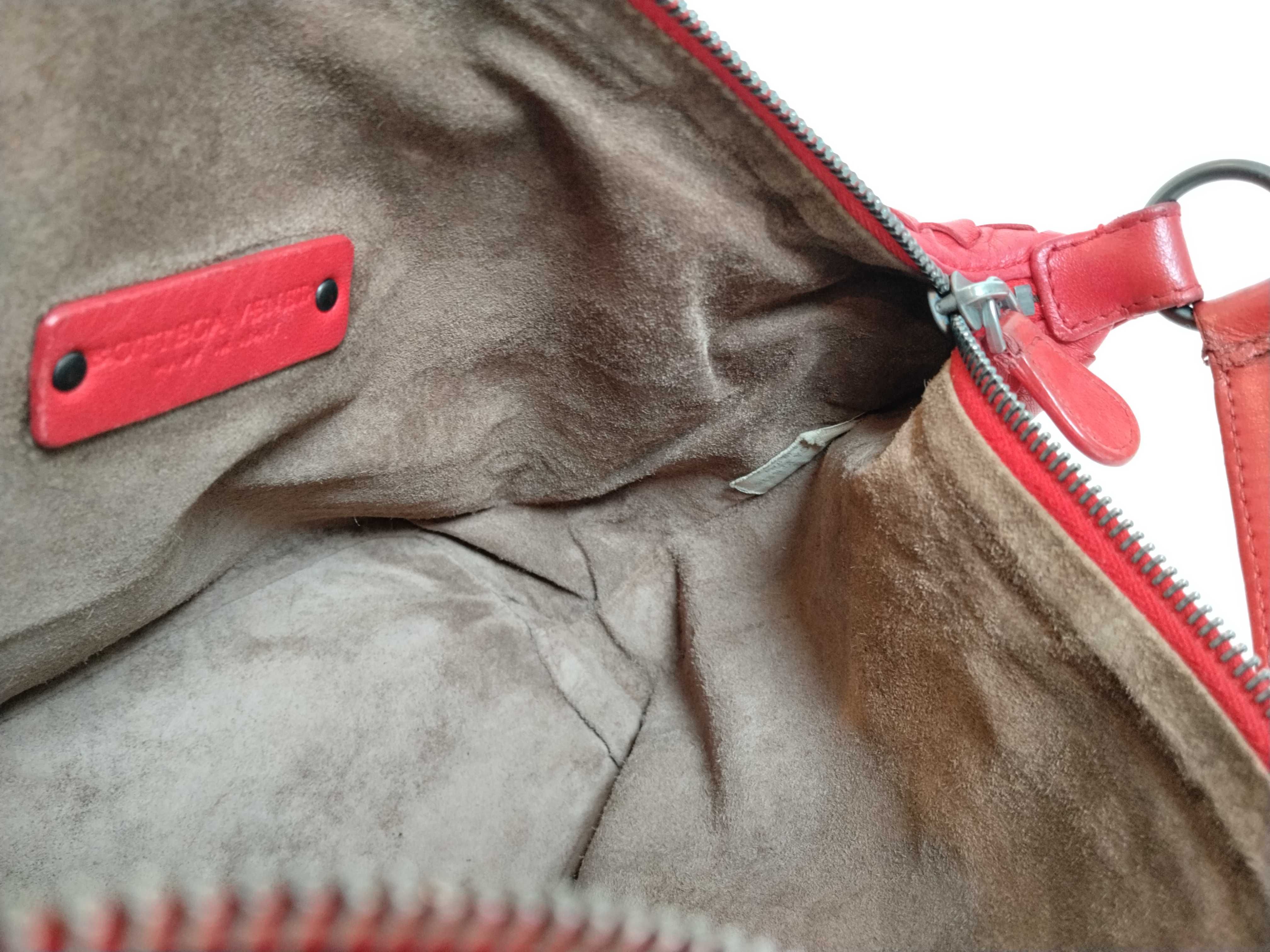 Intrecciato Bottega Veneta Handbag Intrecciato Red Leather Handbag — view 11