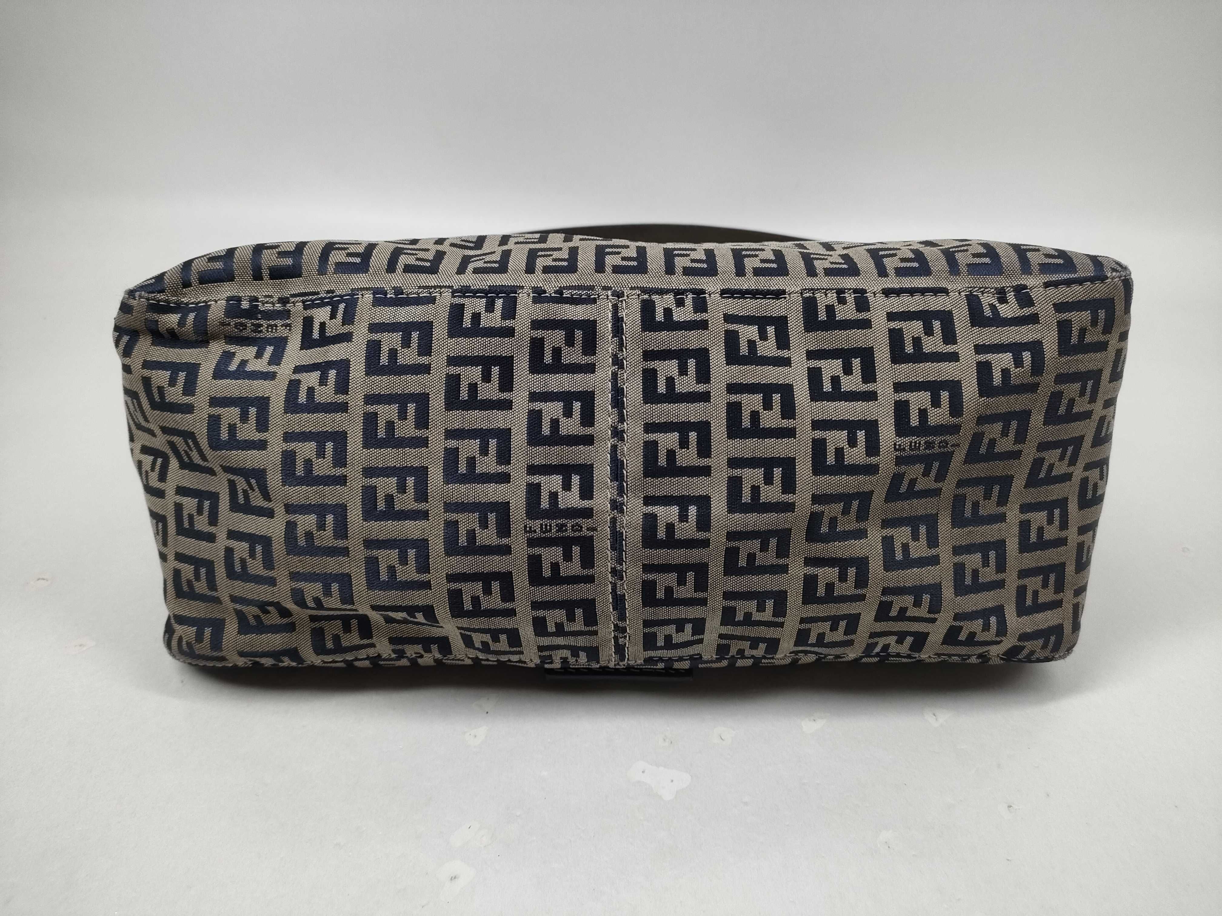 Mamma One Shoulder Bag (Shoulder Bag) — view 7
