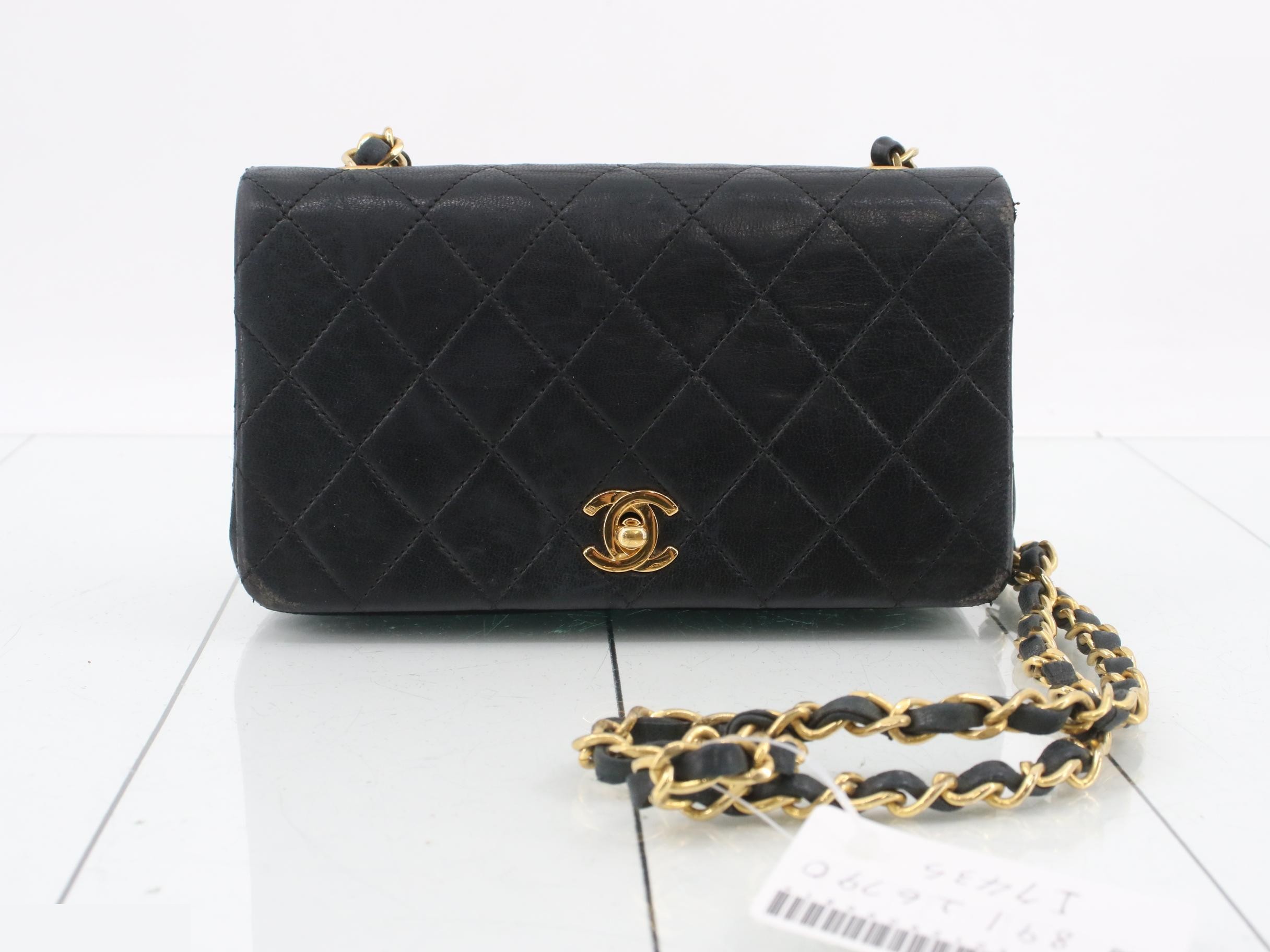 Chain shoulder bag, with sticker, unit #1