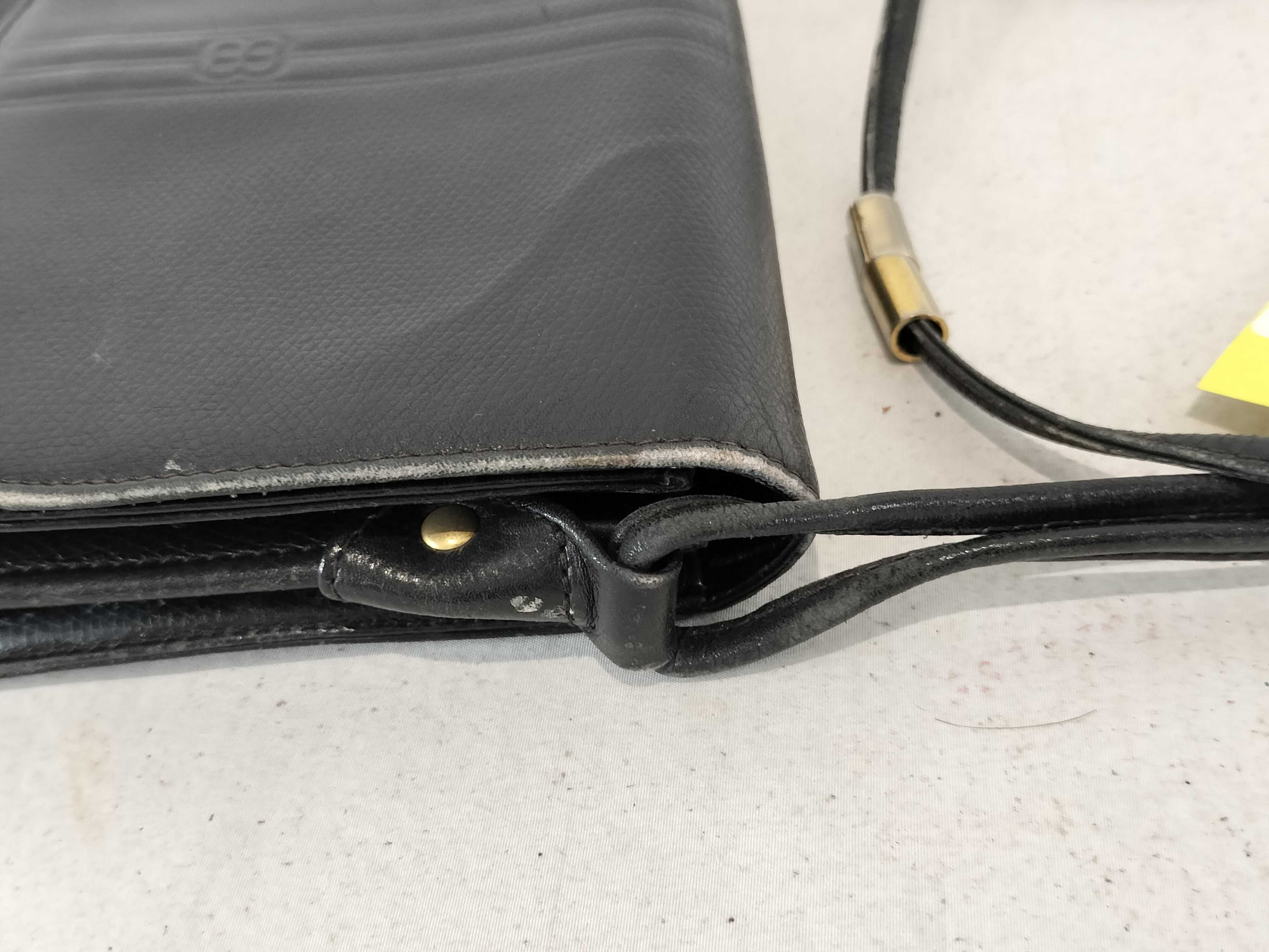 BB logo shoulder bag — view 5