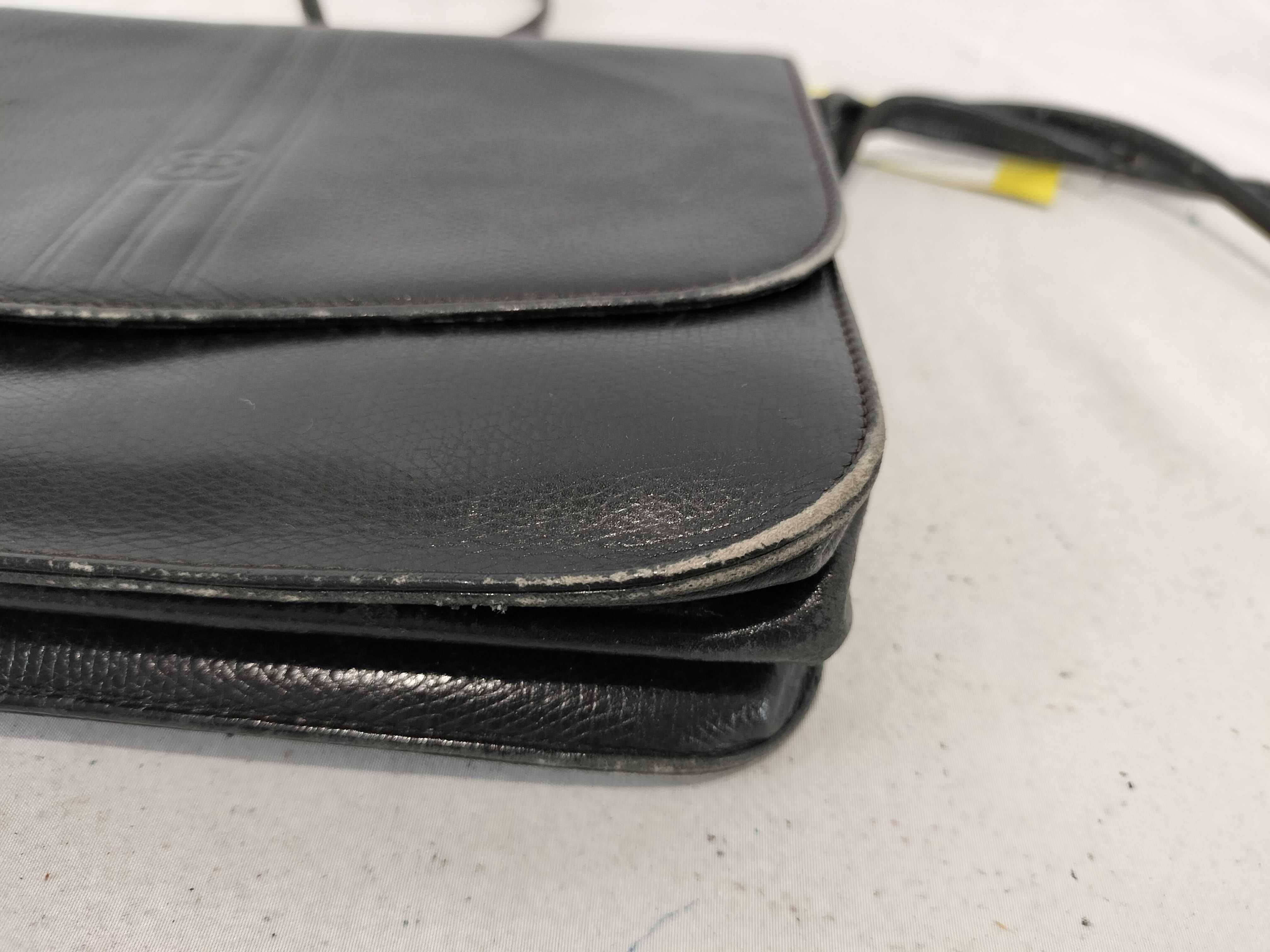 BB logo shoulder bag — view 6
