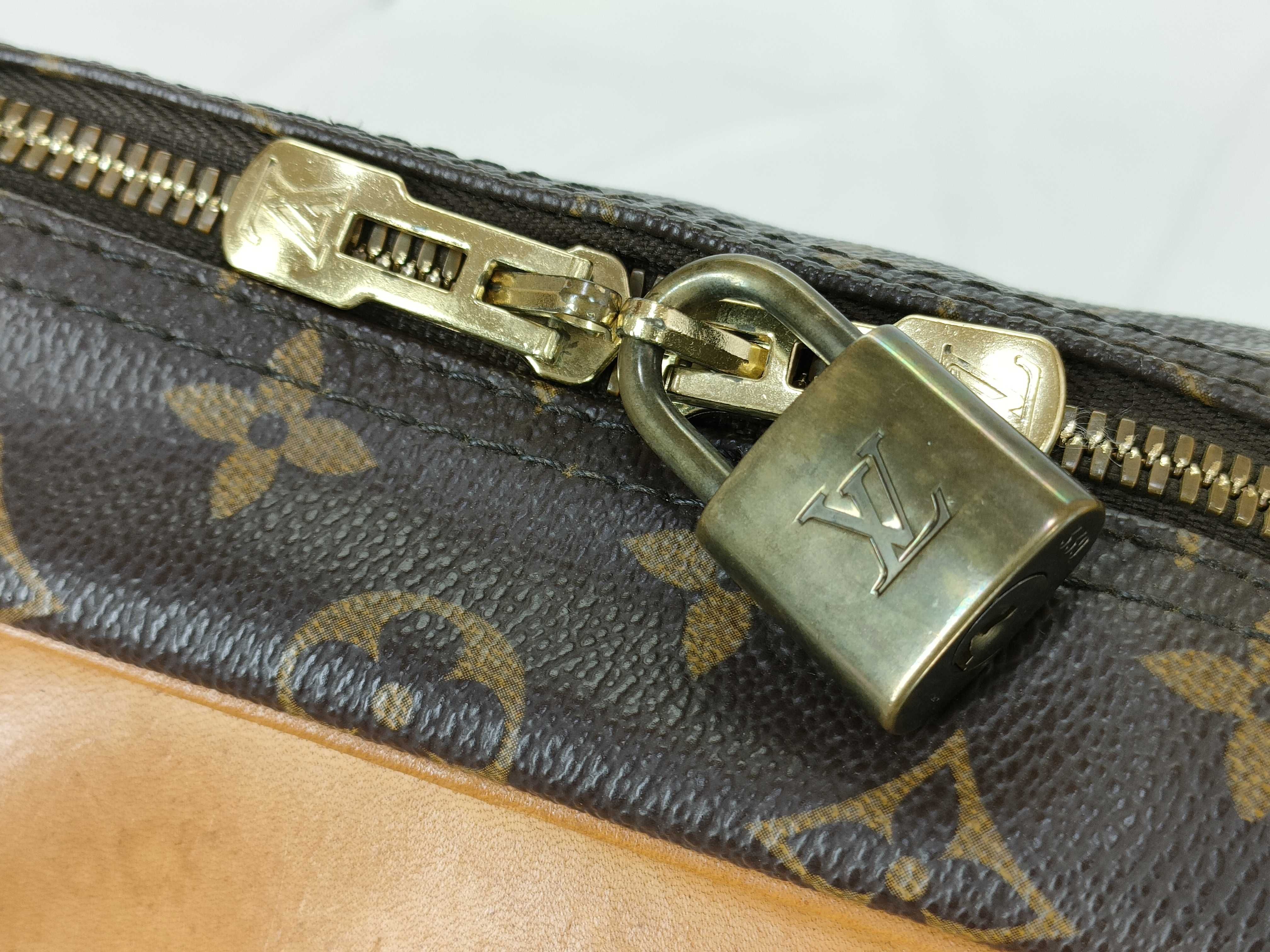 Monogram Louis Vuitton Deauville Handbag — view 14