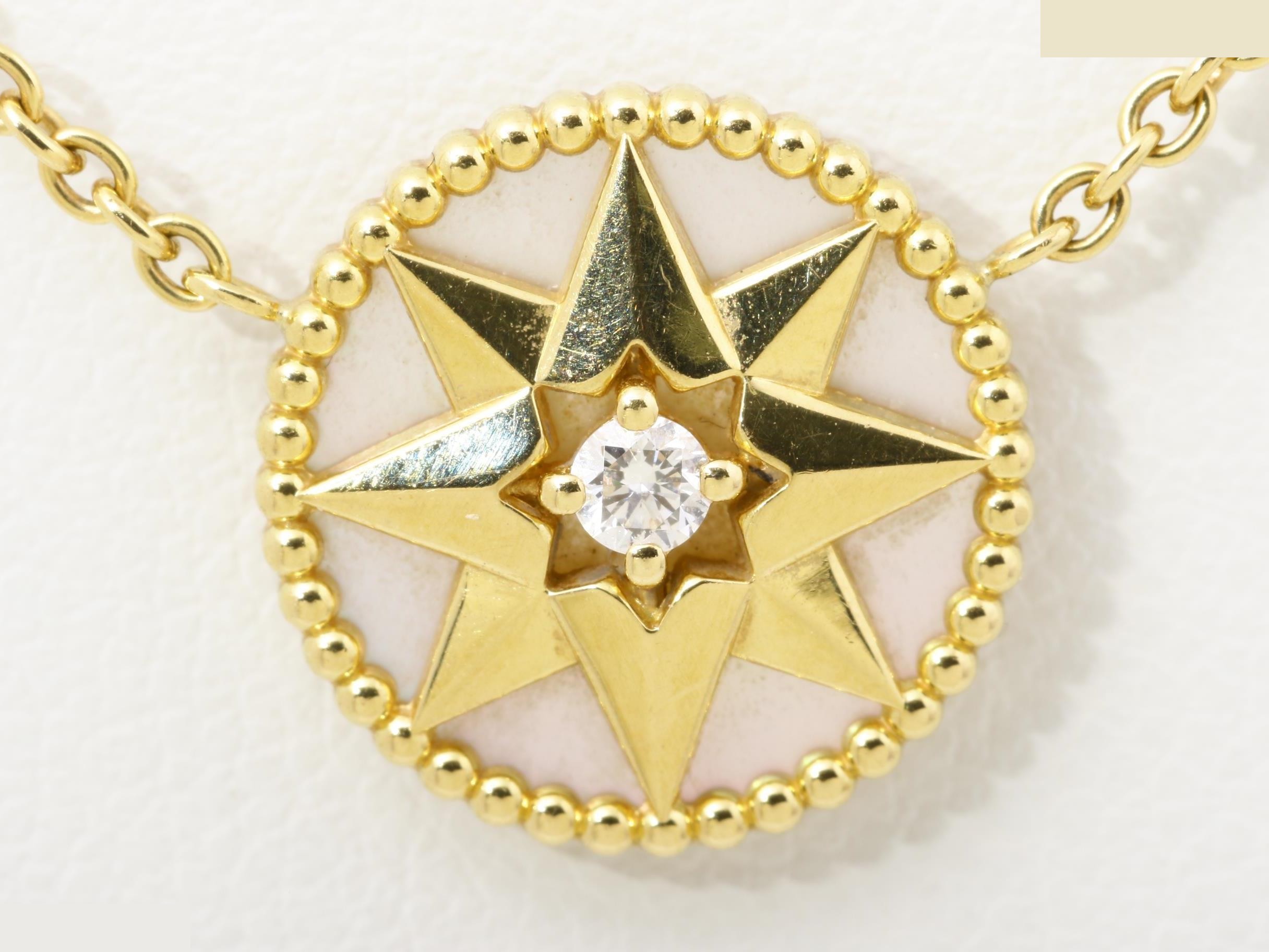 Au750YG Rose de Vent Diamond Shell Necklace, 4.6g — view 2