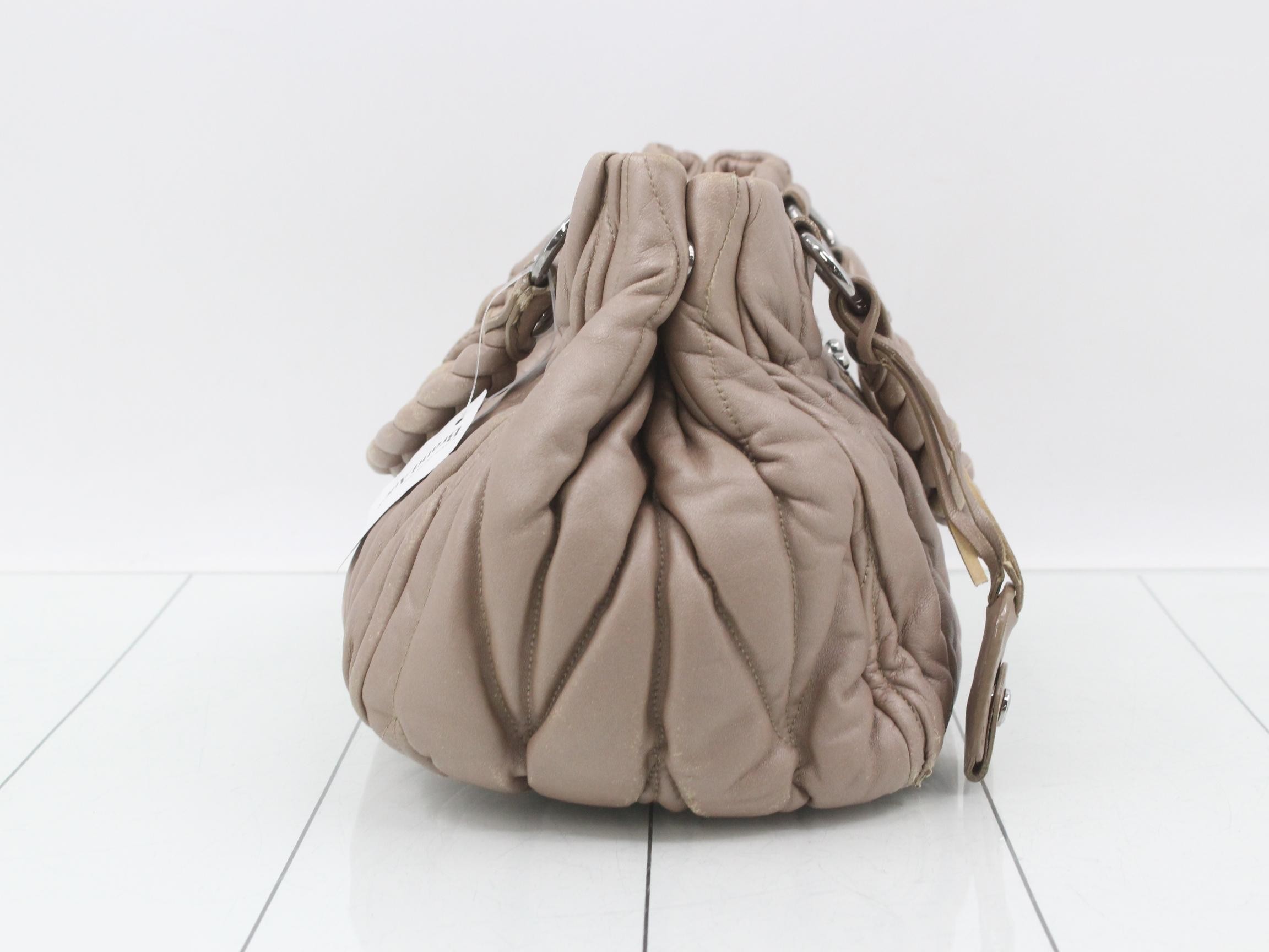 Matelassé (bag) - handbag — view 4