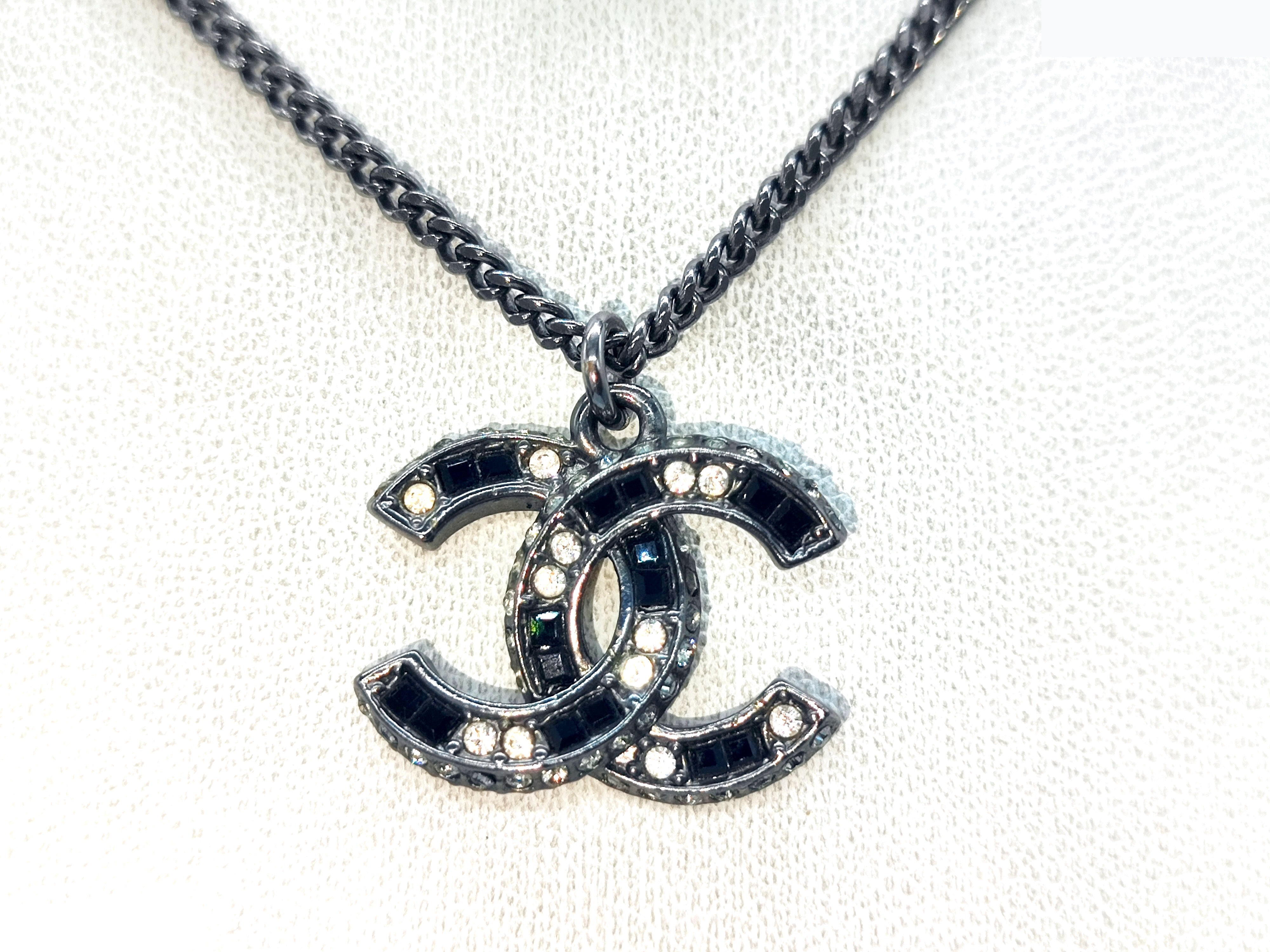 Coco Mark Rhinestone Black Stone Necklace A15B — view 4