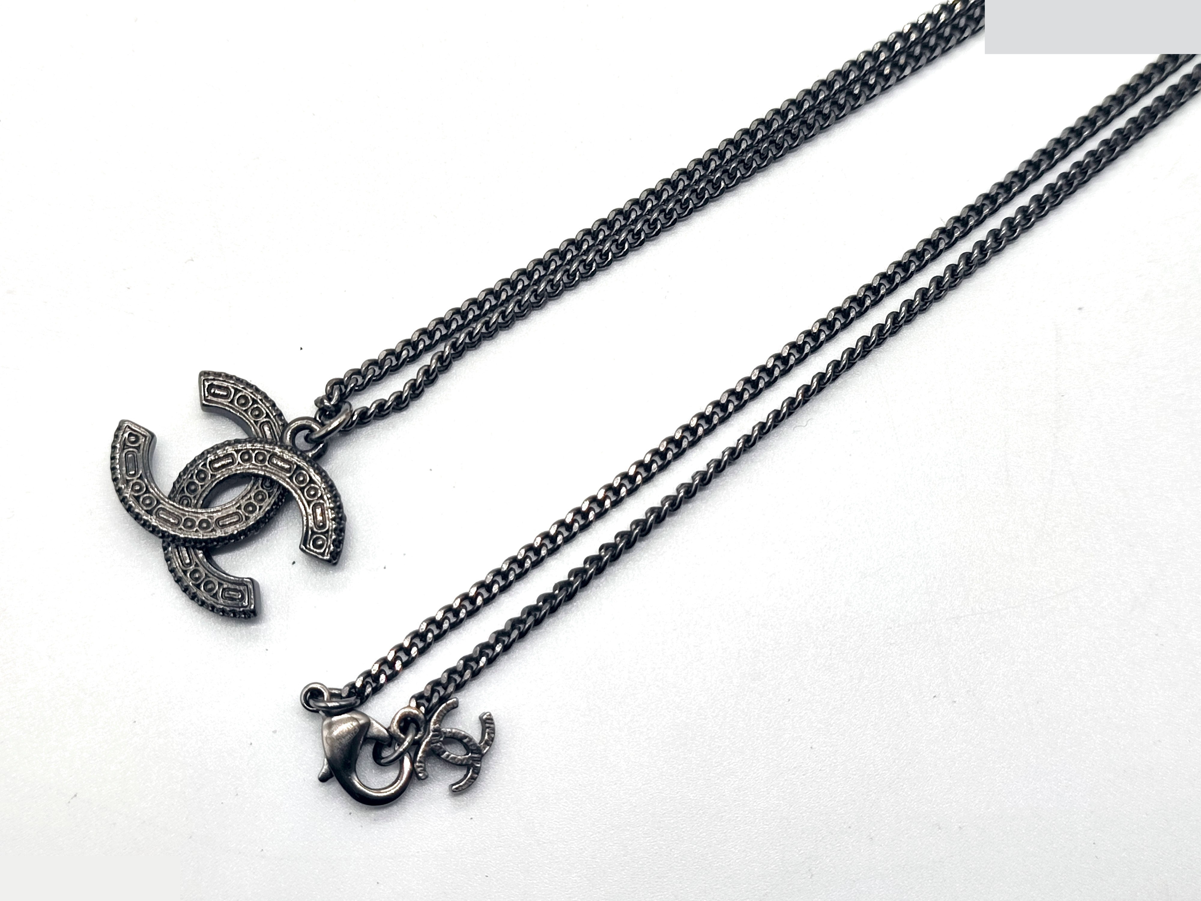 Coco Mark Rhinestone Black Stone Necklace A15B — view 9