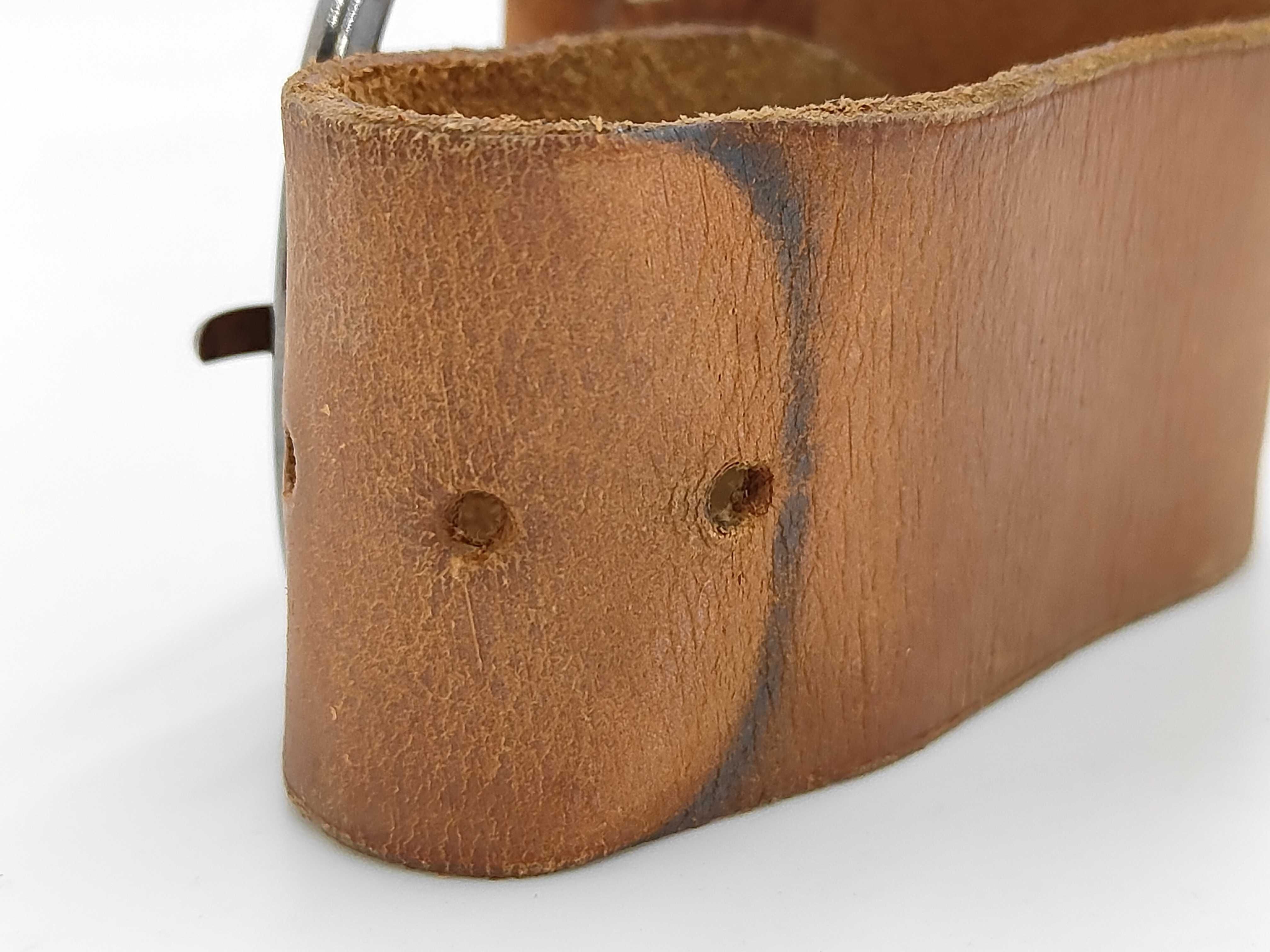 Api GM / Bangle Bracelet — view 3