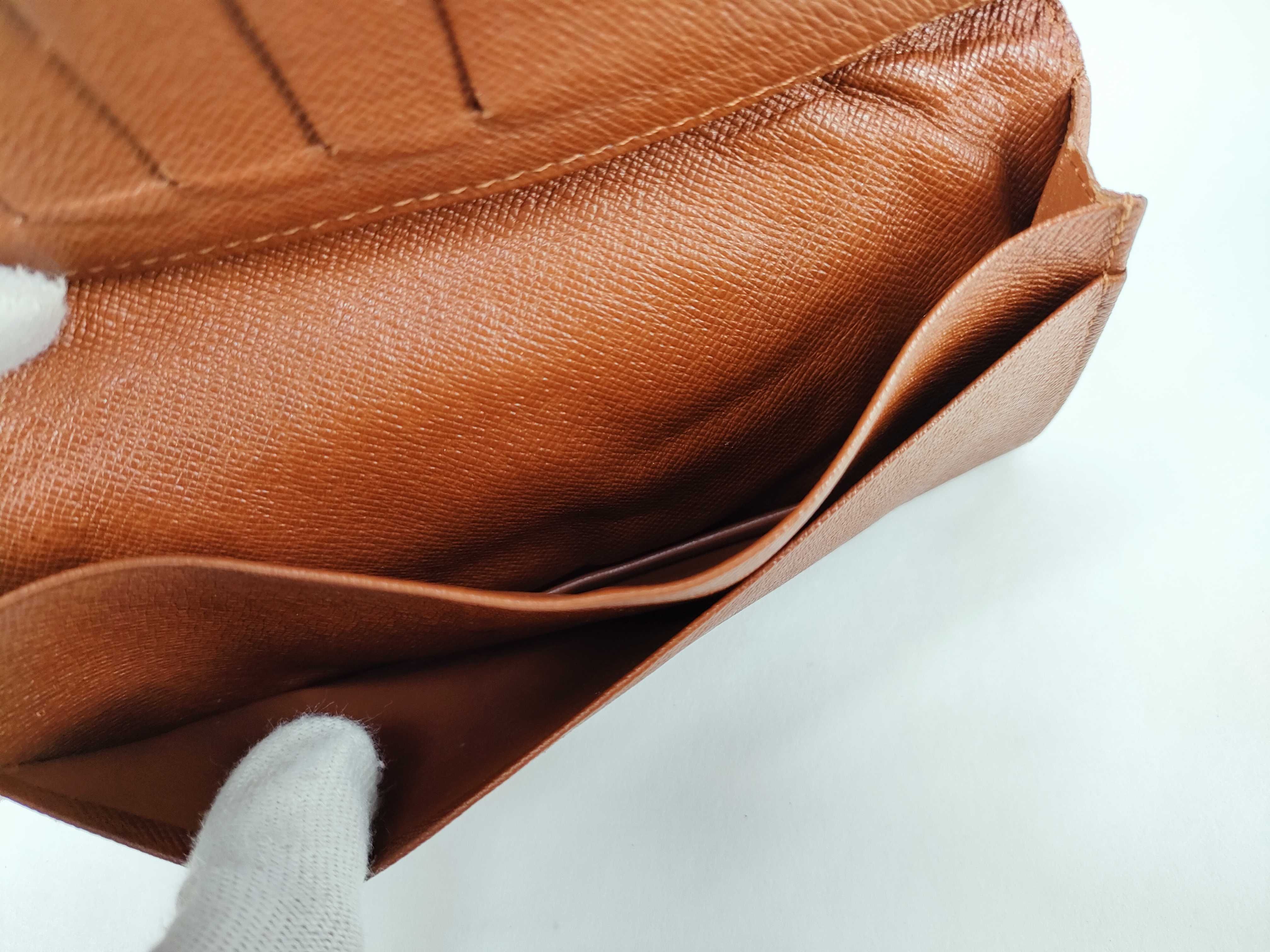 Monogram Louis Vuitton Monogram Portefeuille Sarah Billfold Wallet — view 10