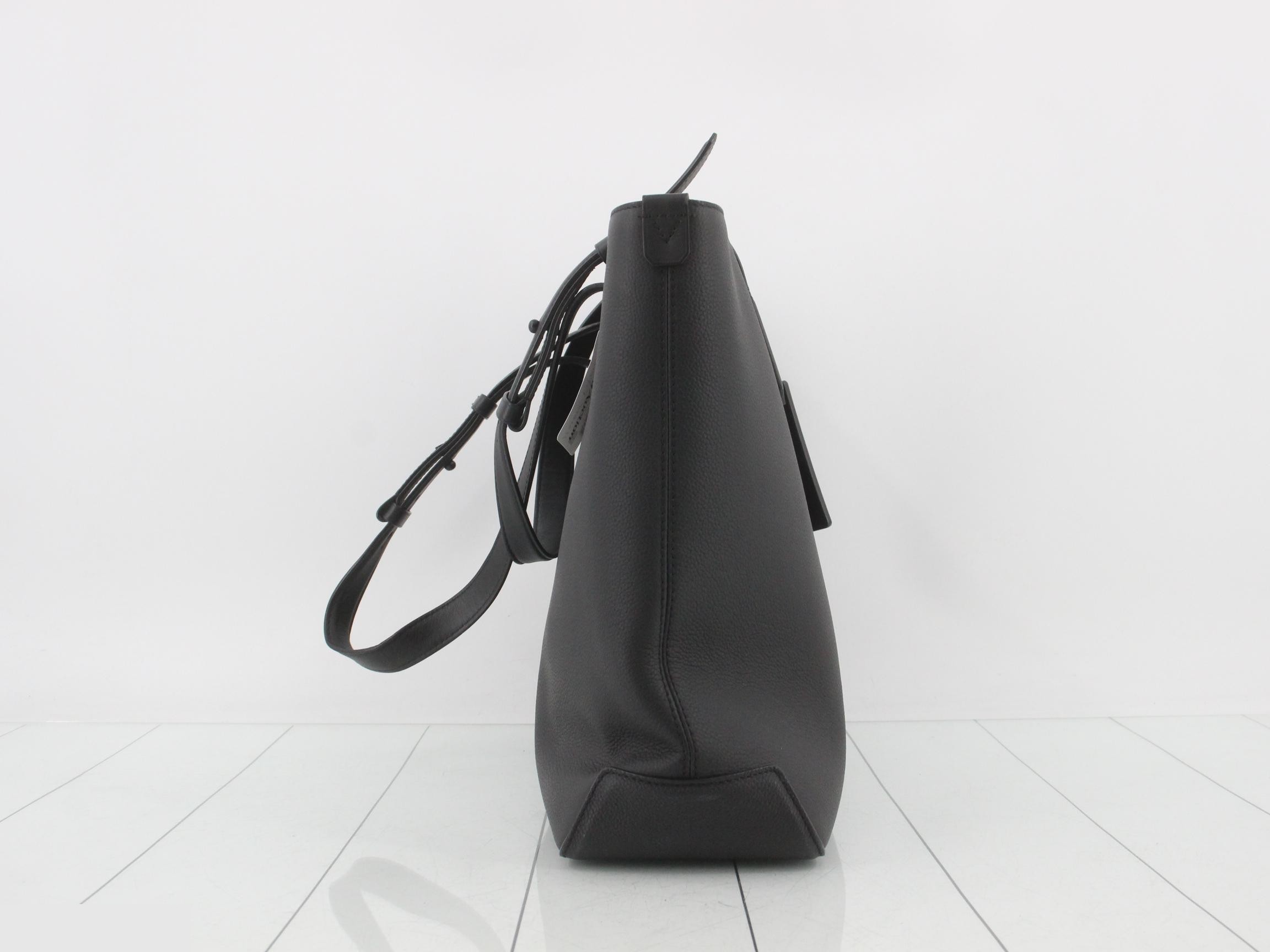 LV Aerogram Fastline Tote Bag, Calfskin — view 4