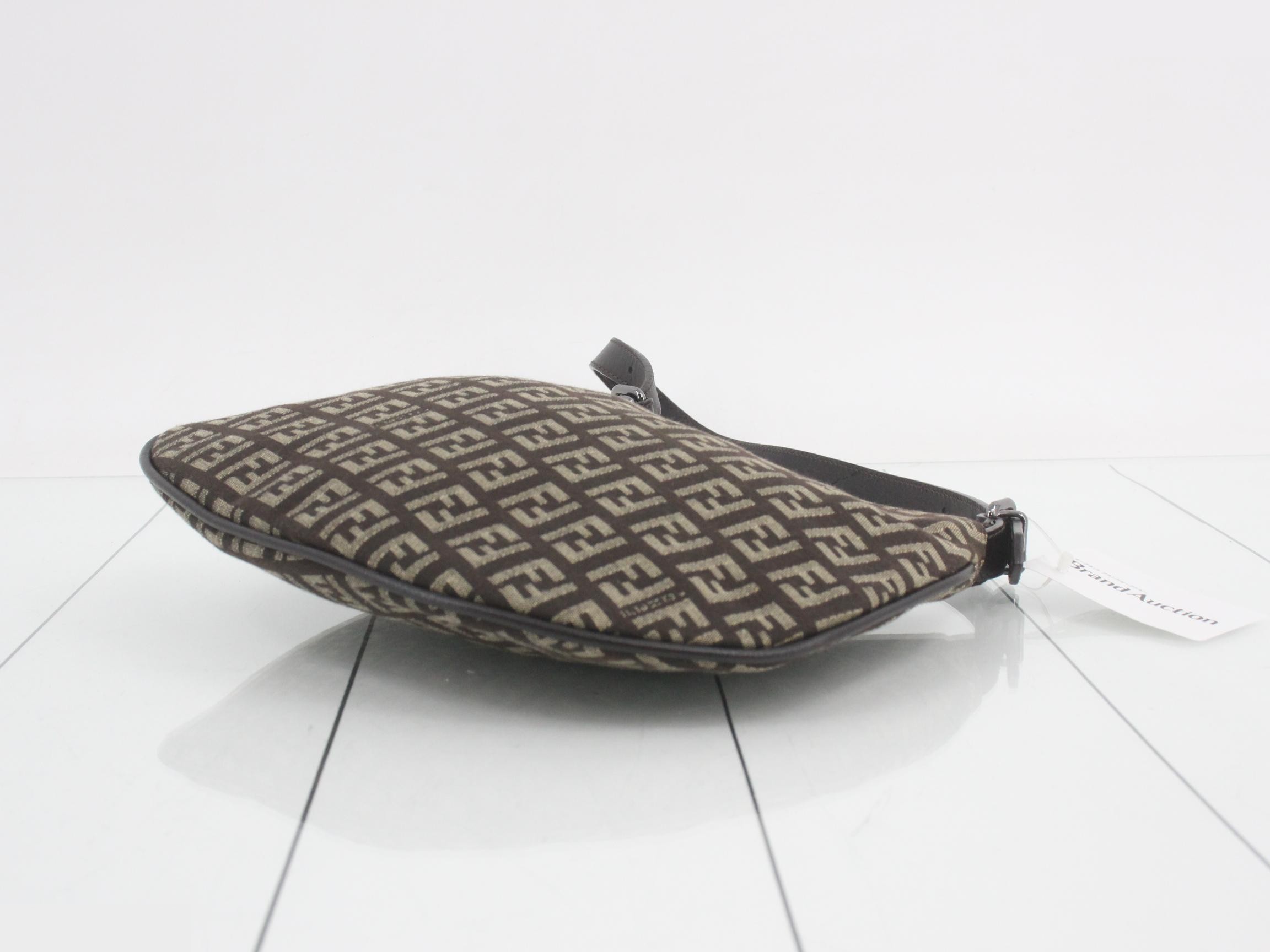 Zucchino Shoulder Bag — view 6