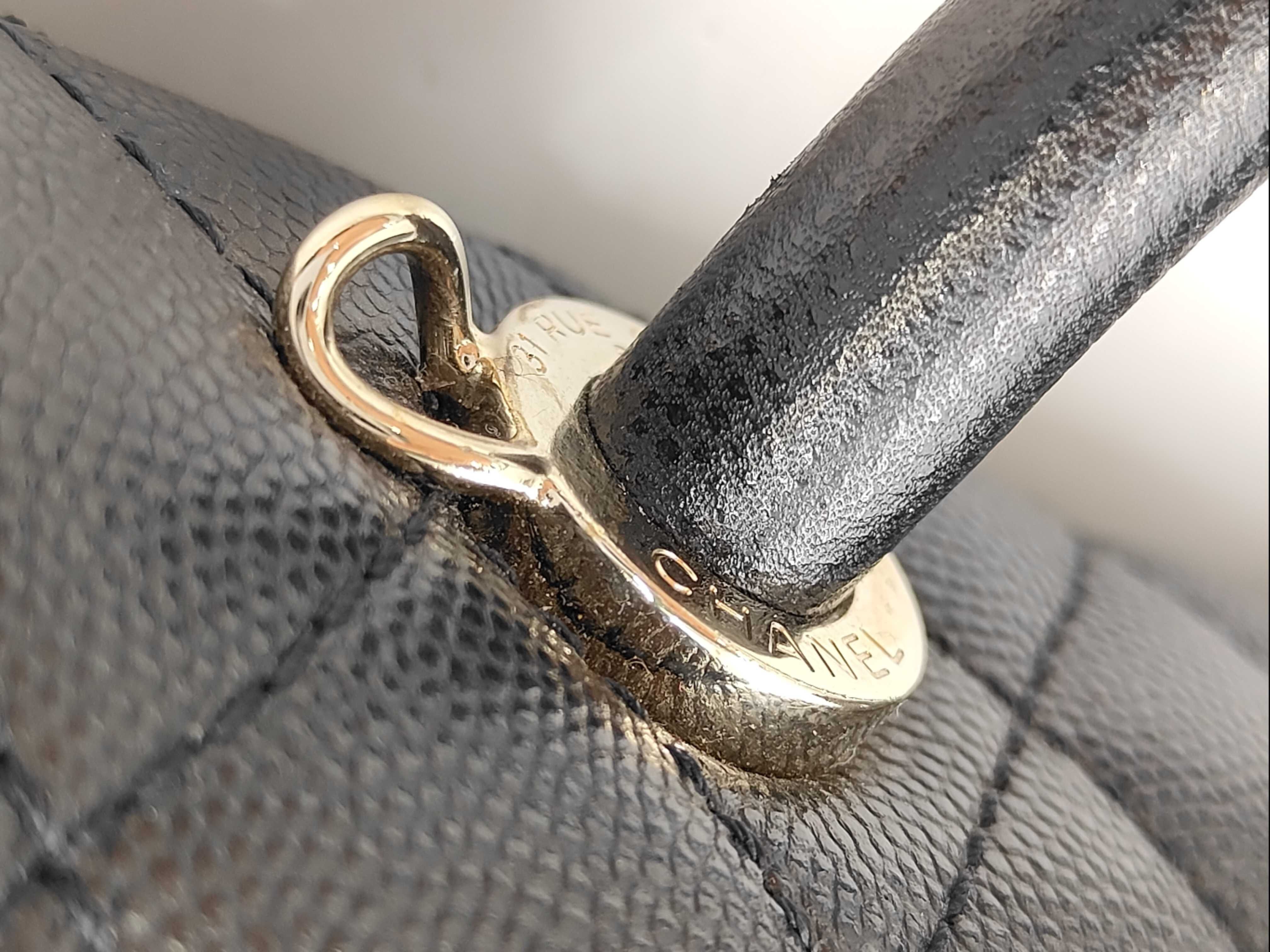 Matelassé Coco Handle XS Caviar Leather Black Gold Hardware Serial Number 31 Handbag — view 5