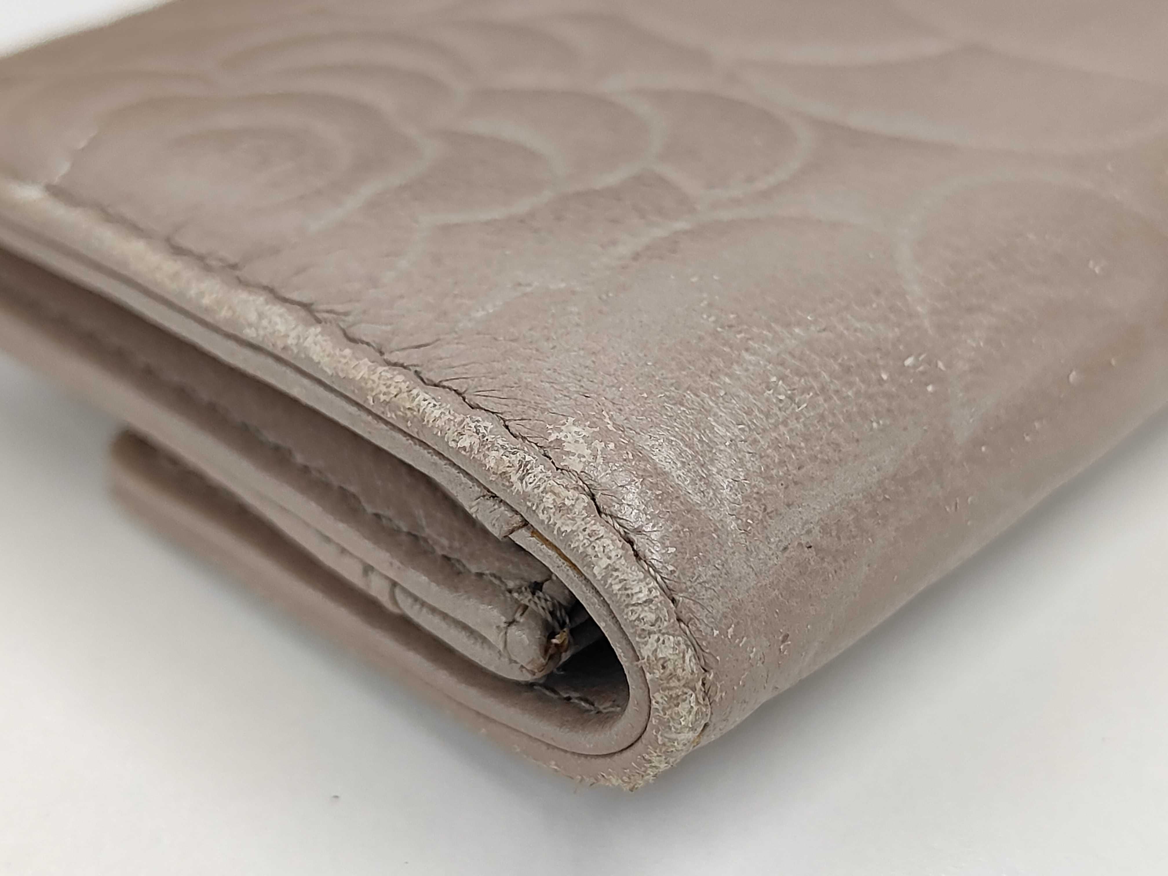 Camellia Card Case, Coco Mark, Beige, Card Case — view 3