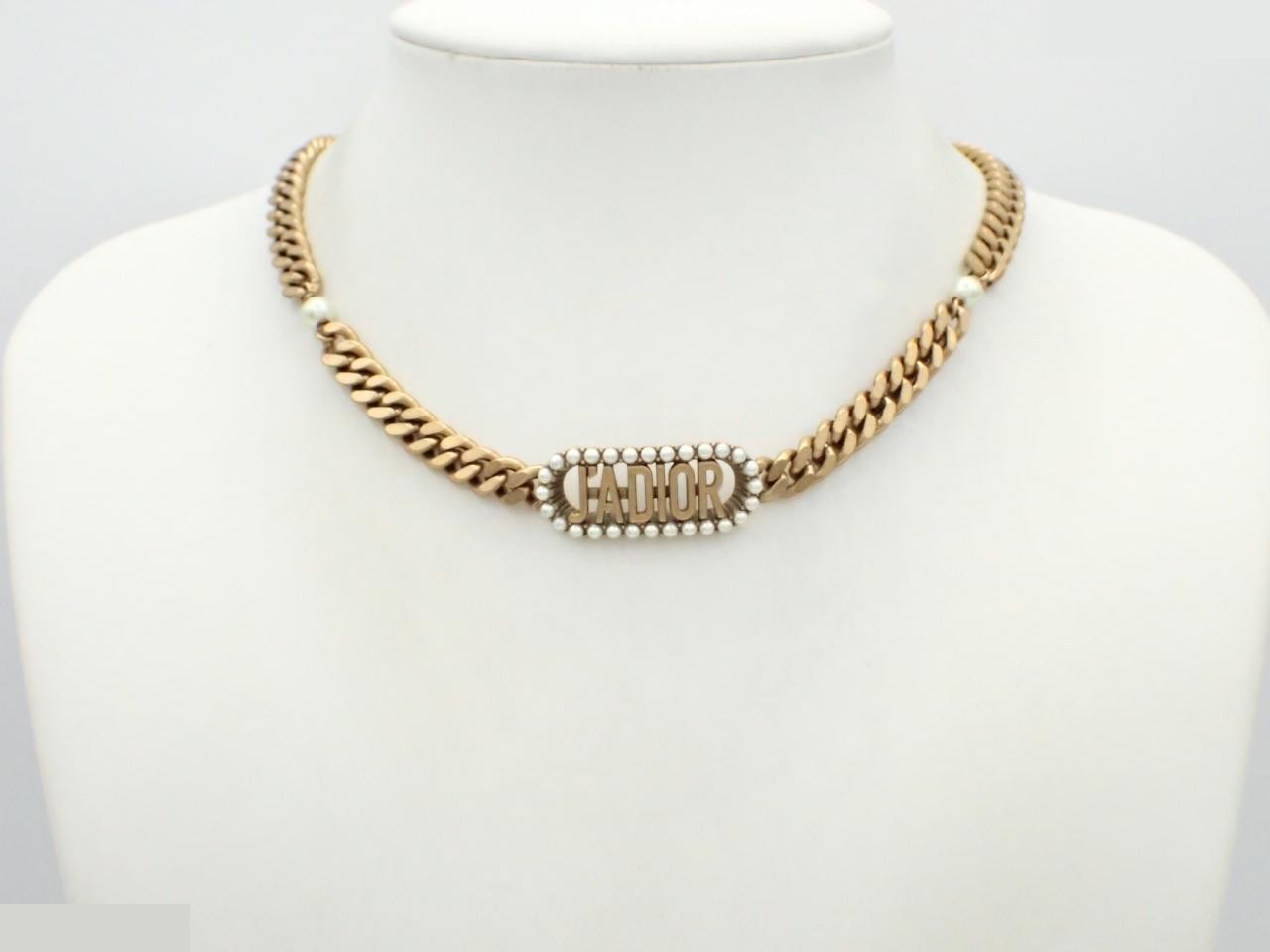 Gold necklace, neck circumference approximately 37cm — view 3