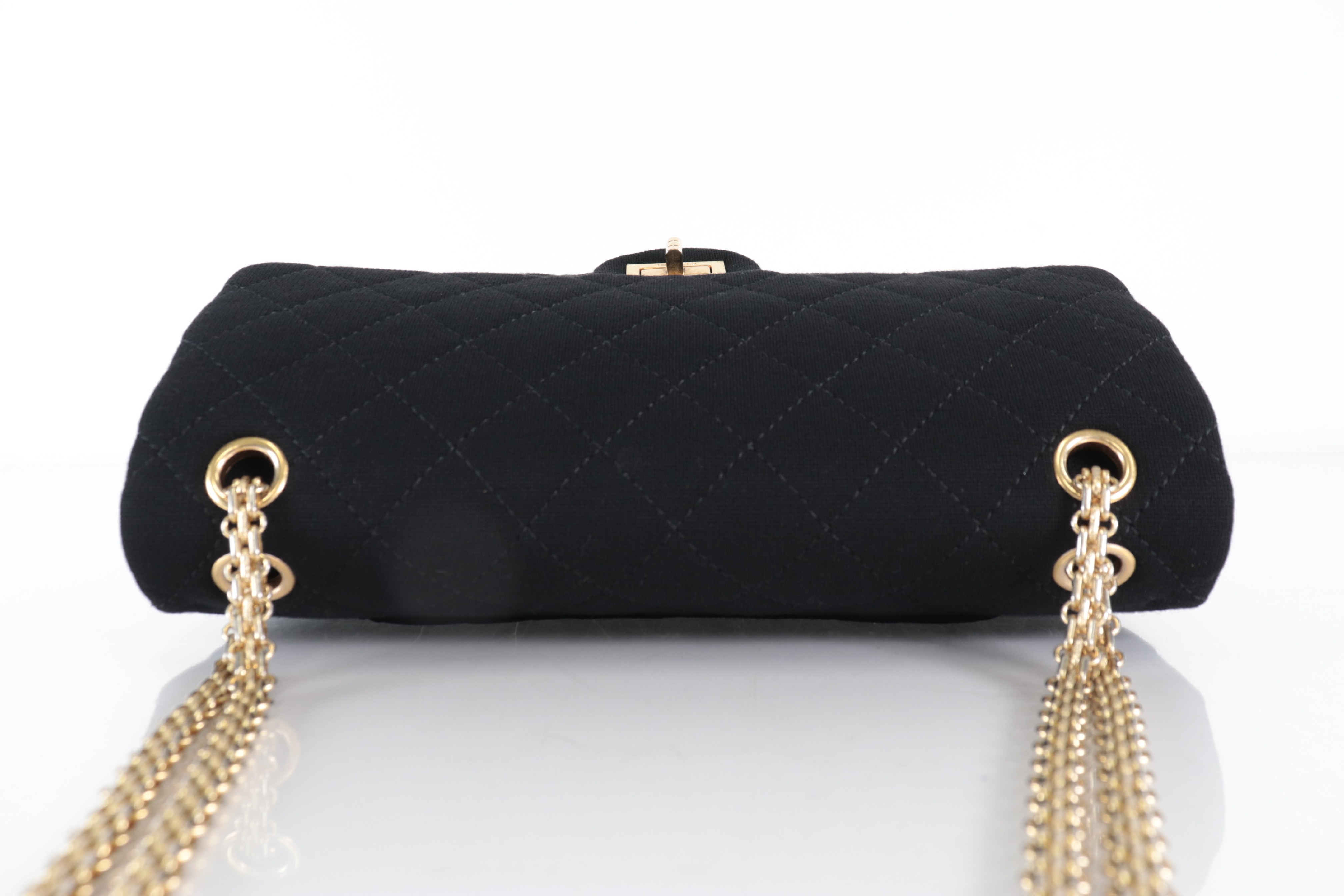 2.55 Double Flap Jersey Chain Shoulder Bag (Serial Number 17) — view 6