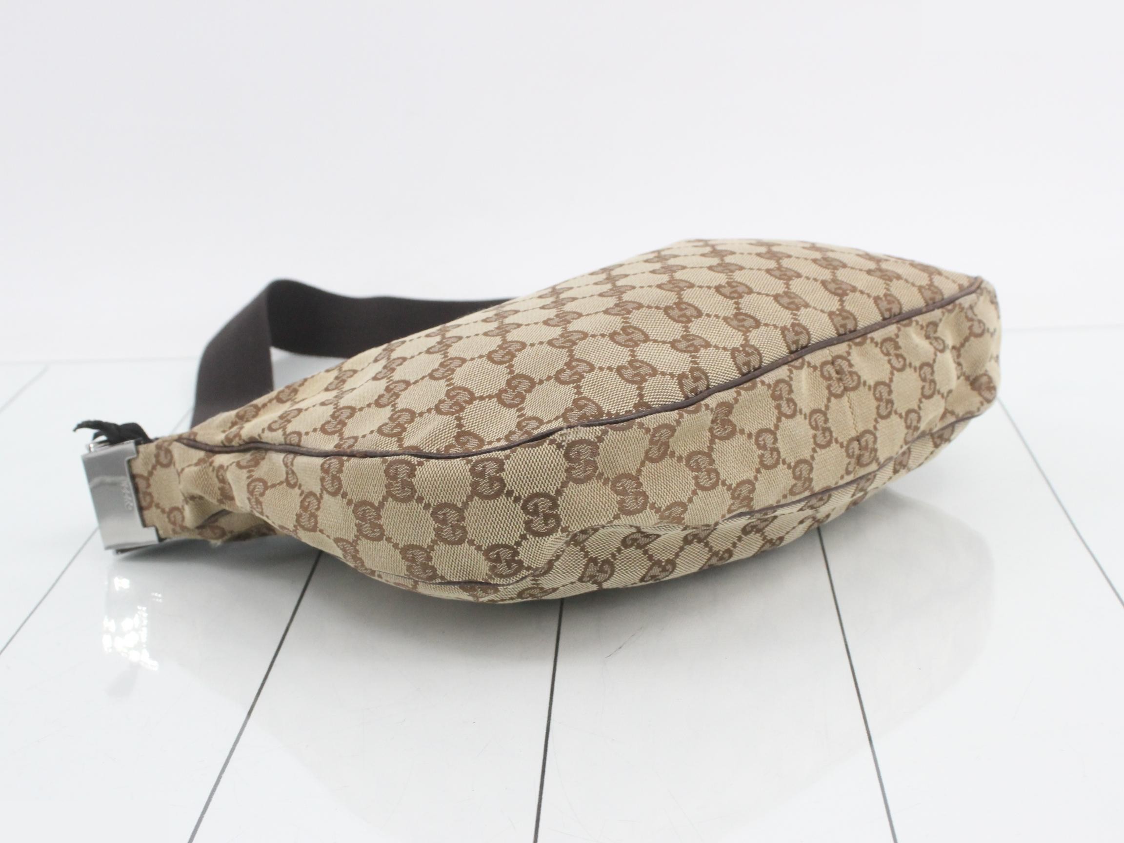 GG Canvas Shoulder Bag — view 5