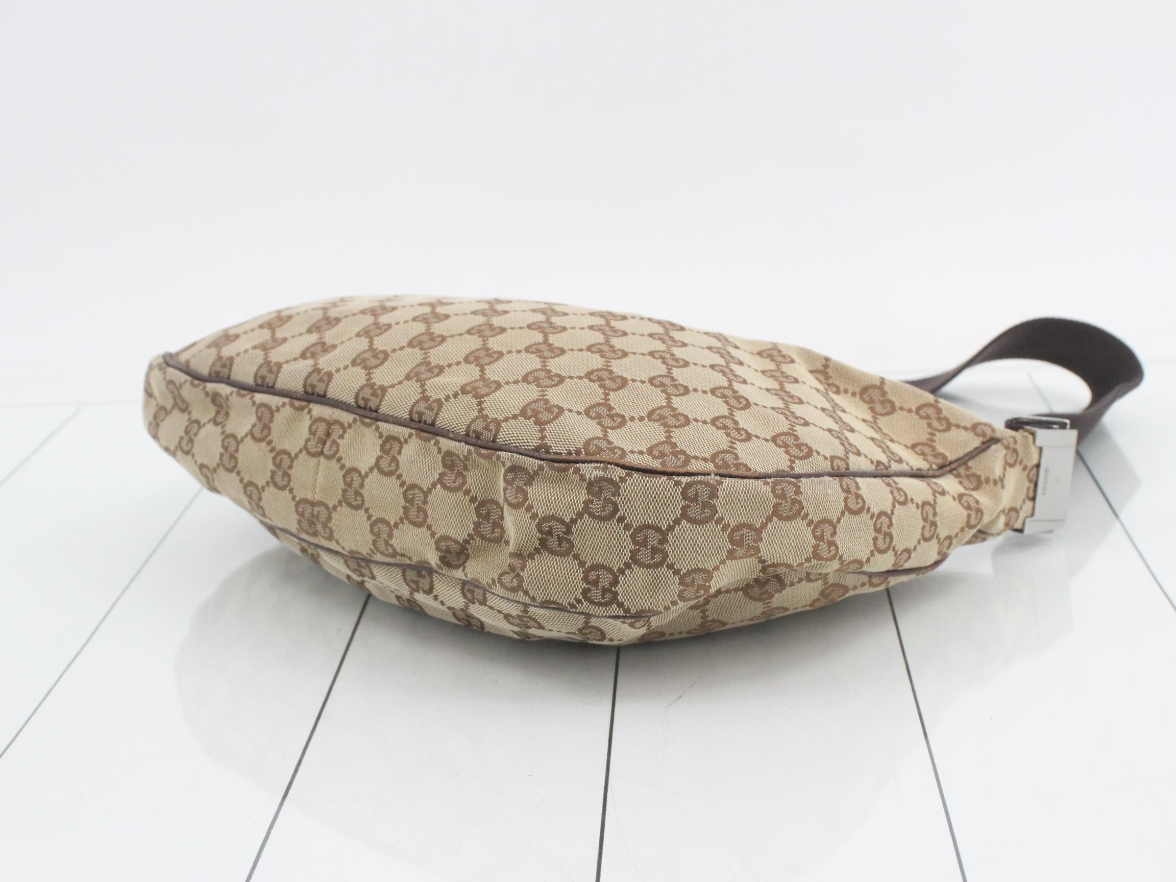 GG Canvas Shoulder Bag — view 6