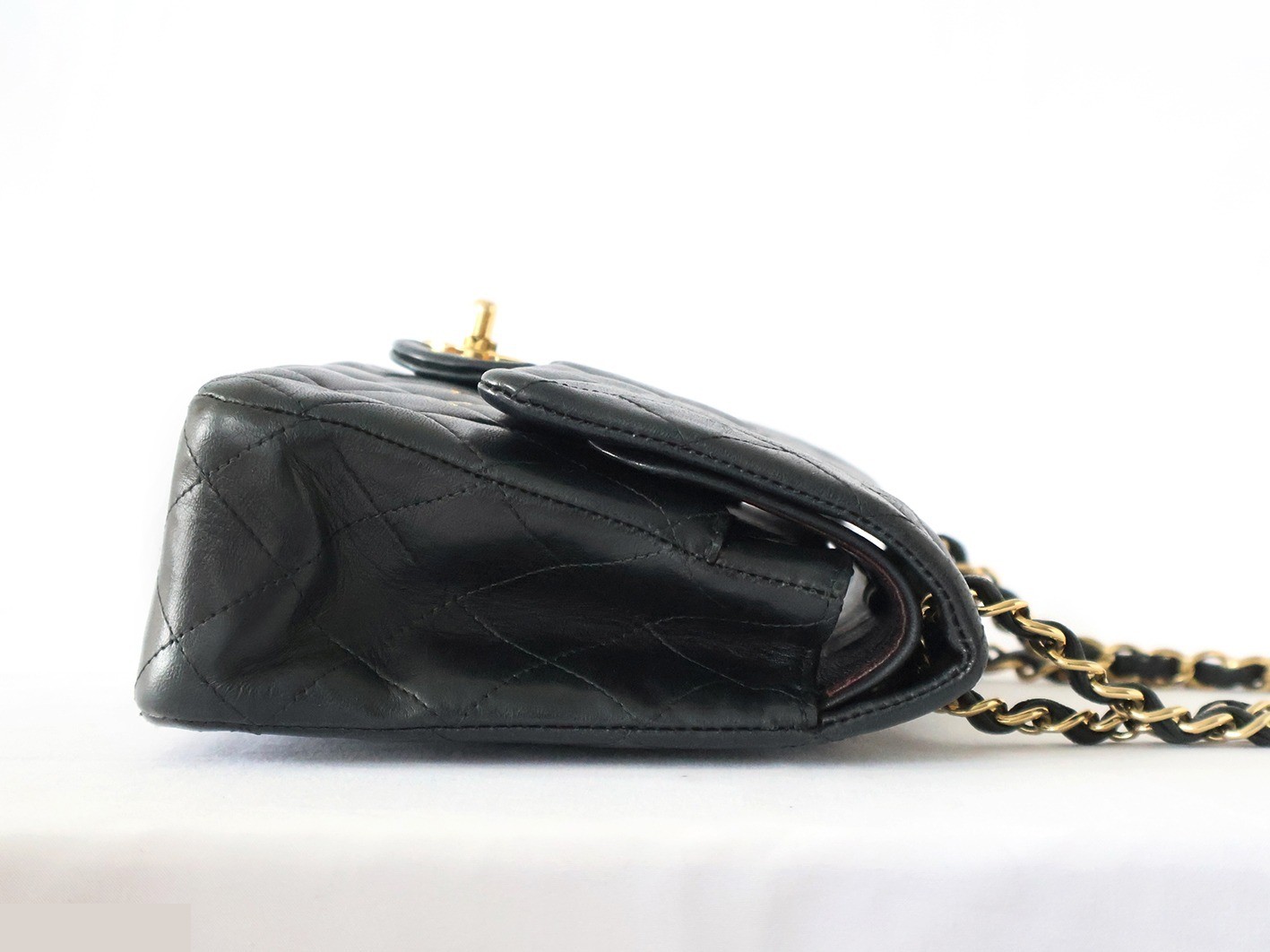 Matelassé 25 Lambskin Double Flap Double Chain Shoulder Bag, Black — view 7