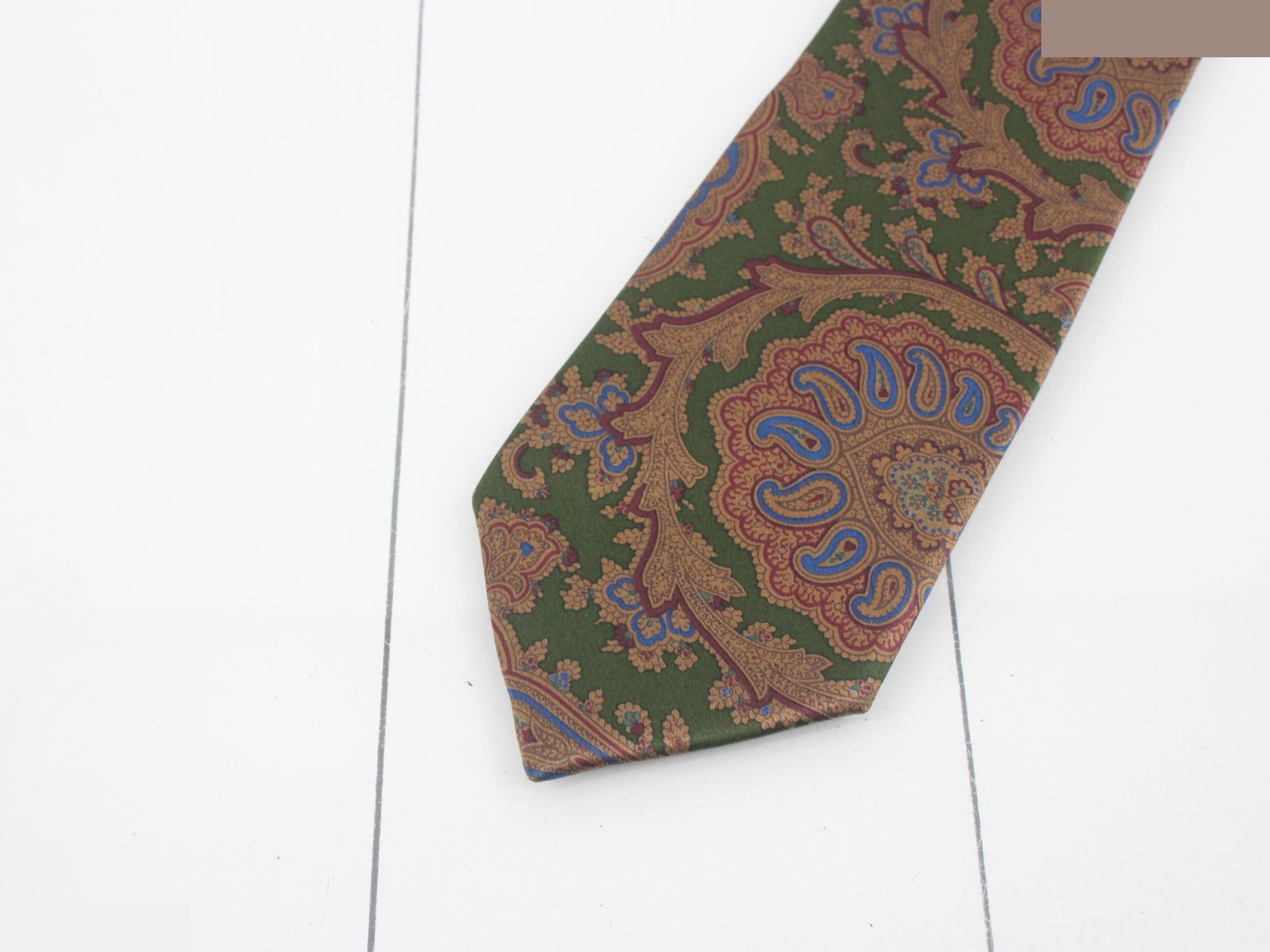 Paisley pattern silk tie — view 3