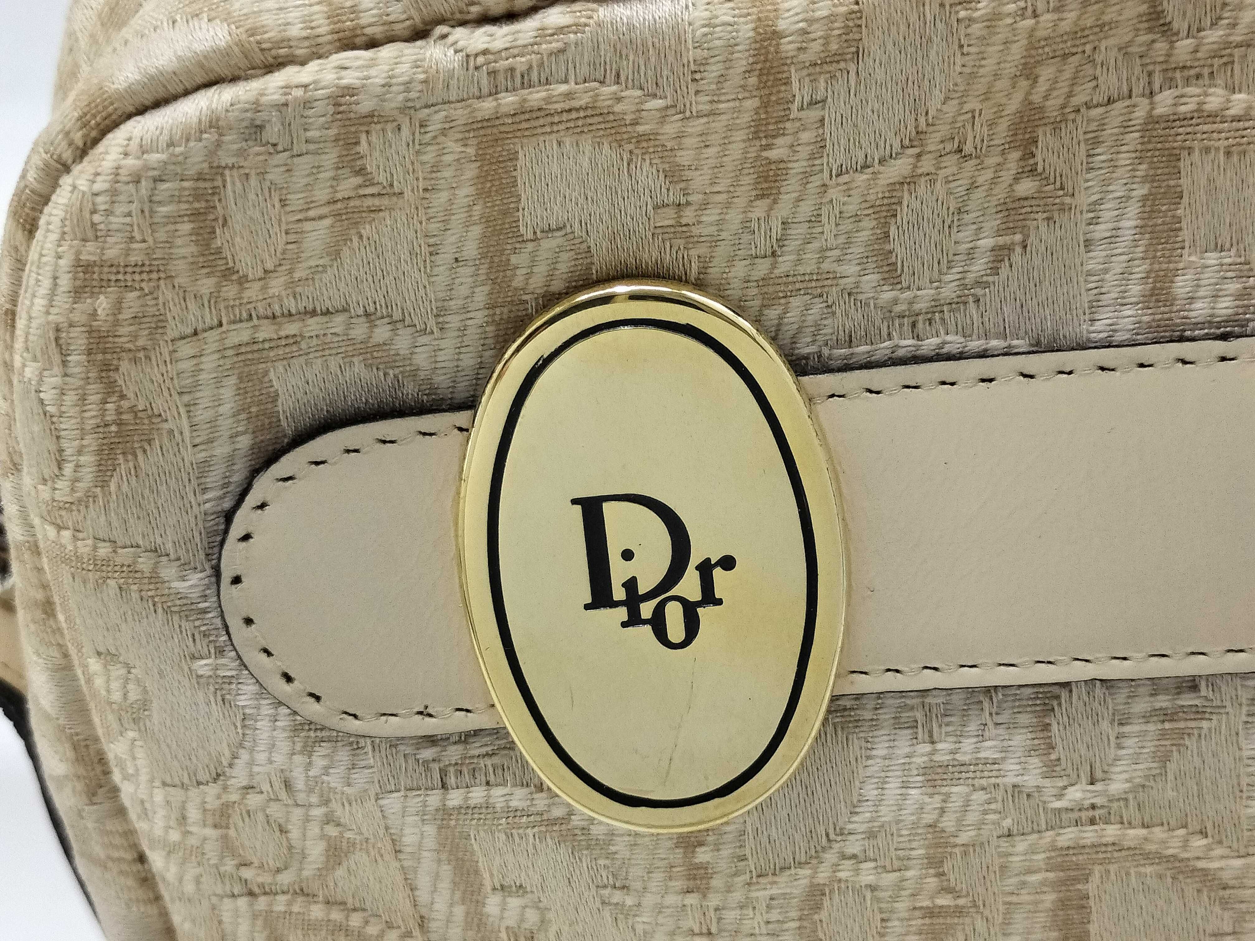 Trotter Shoulder Bag — view 11