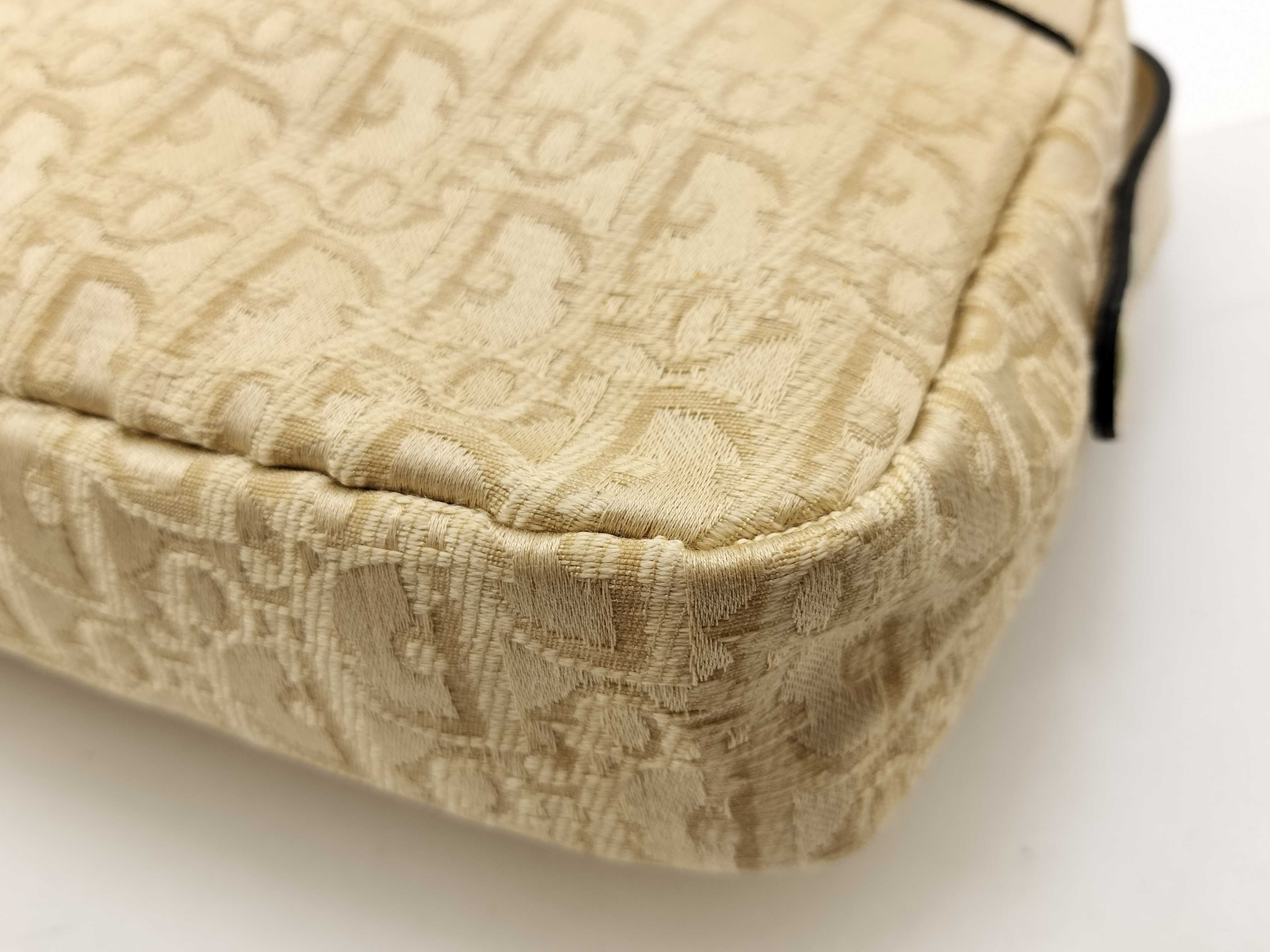 Trotter Shoulder Bag — view 4