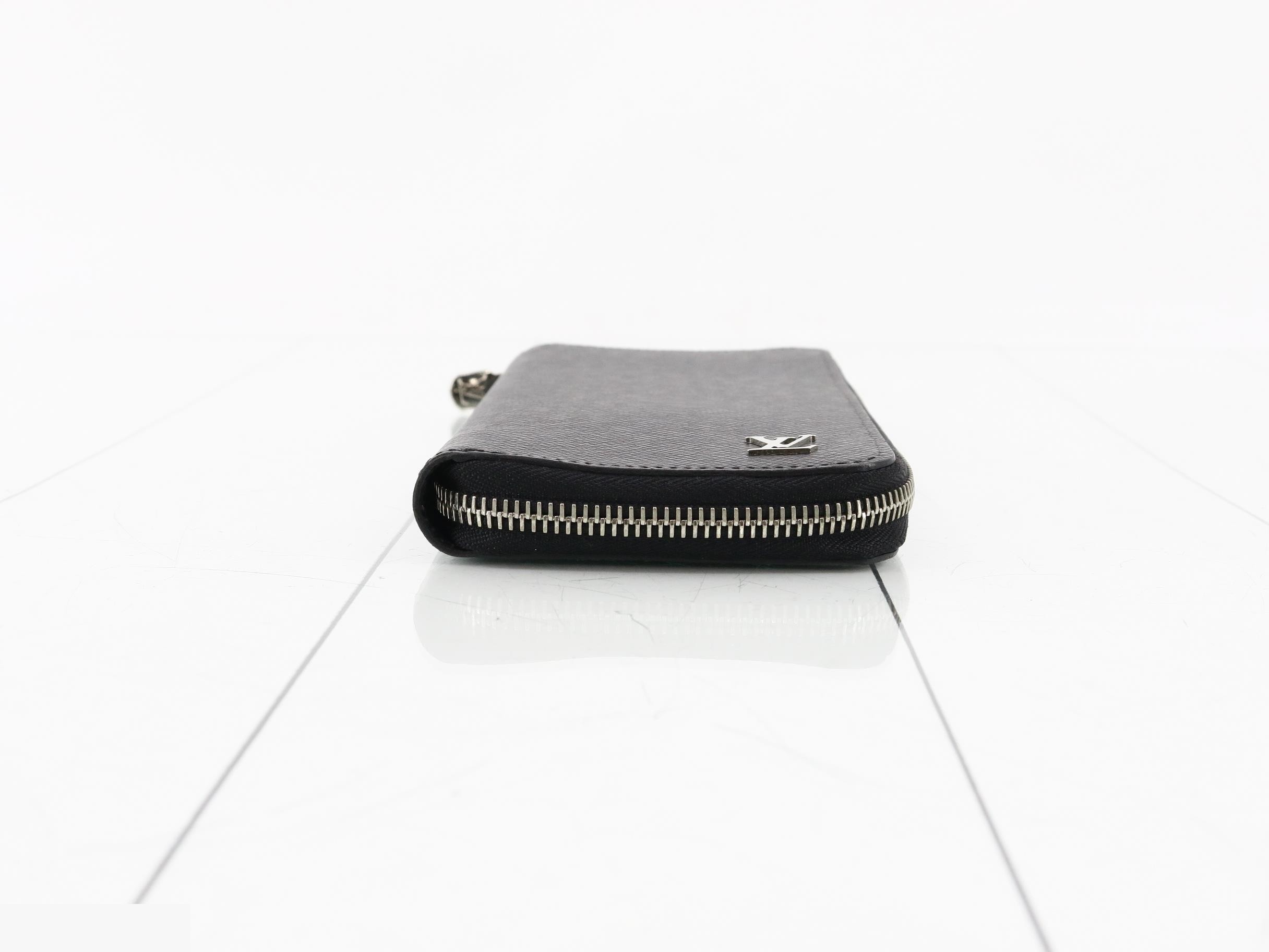 Zippy Wallet Vertical — view 3