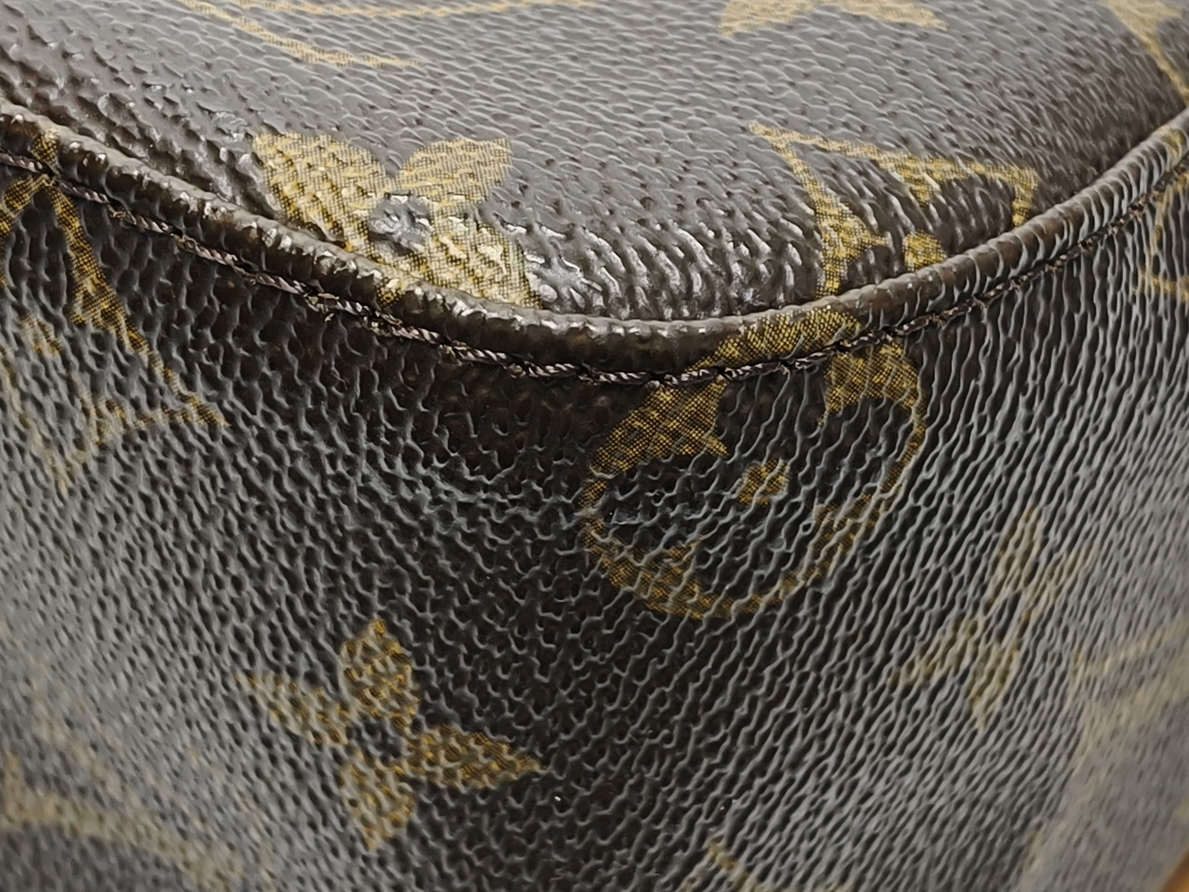 Monogram M51146 Looping MM Shoulder Bag — view 7