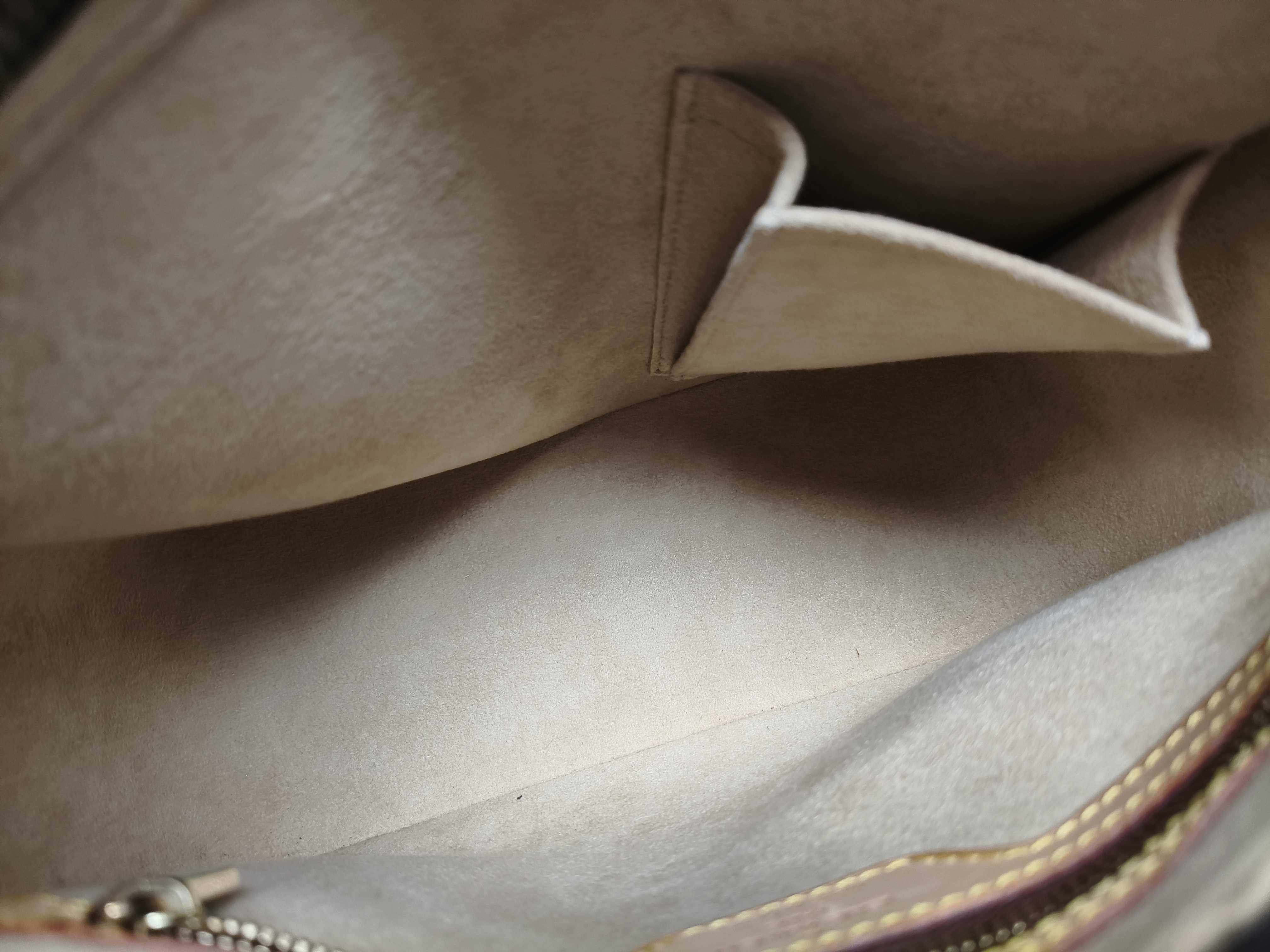 Monogram M51146 Looping MM Shoulder Bag — view 10