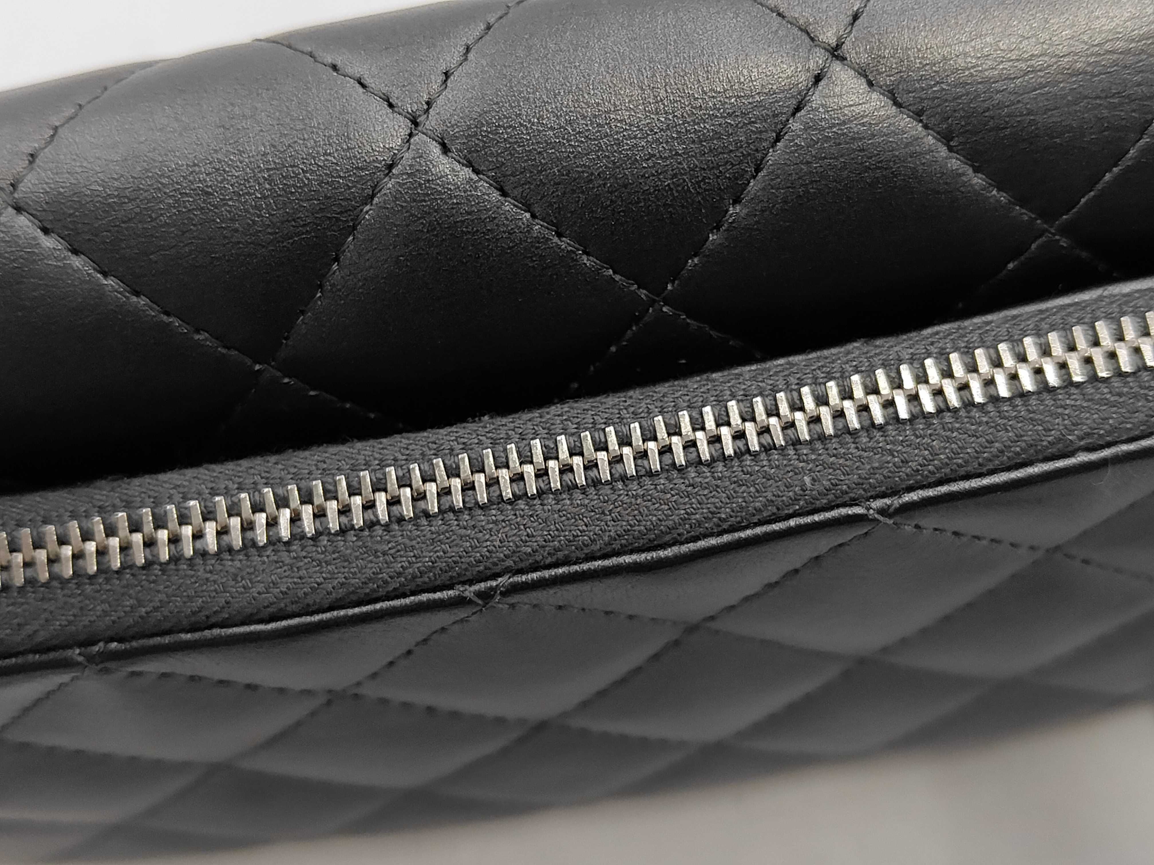 Lambskin Matelassé Grey Shoulder Bag — view 13