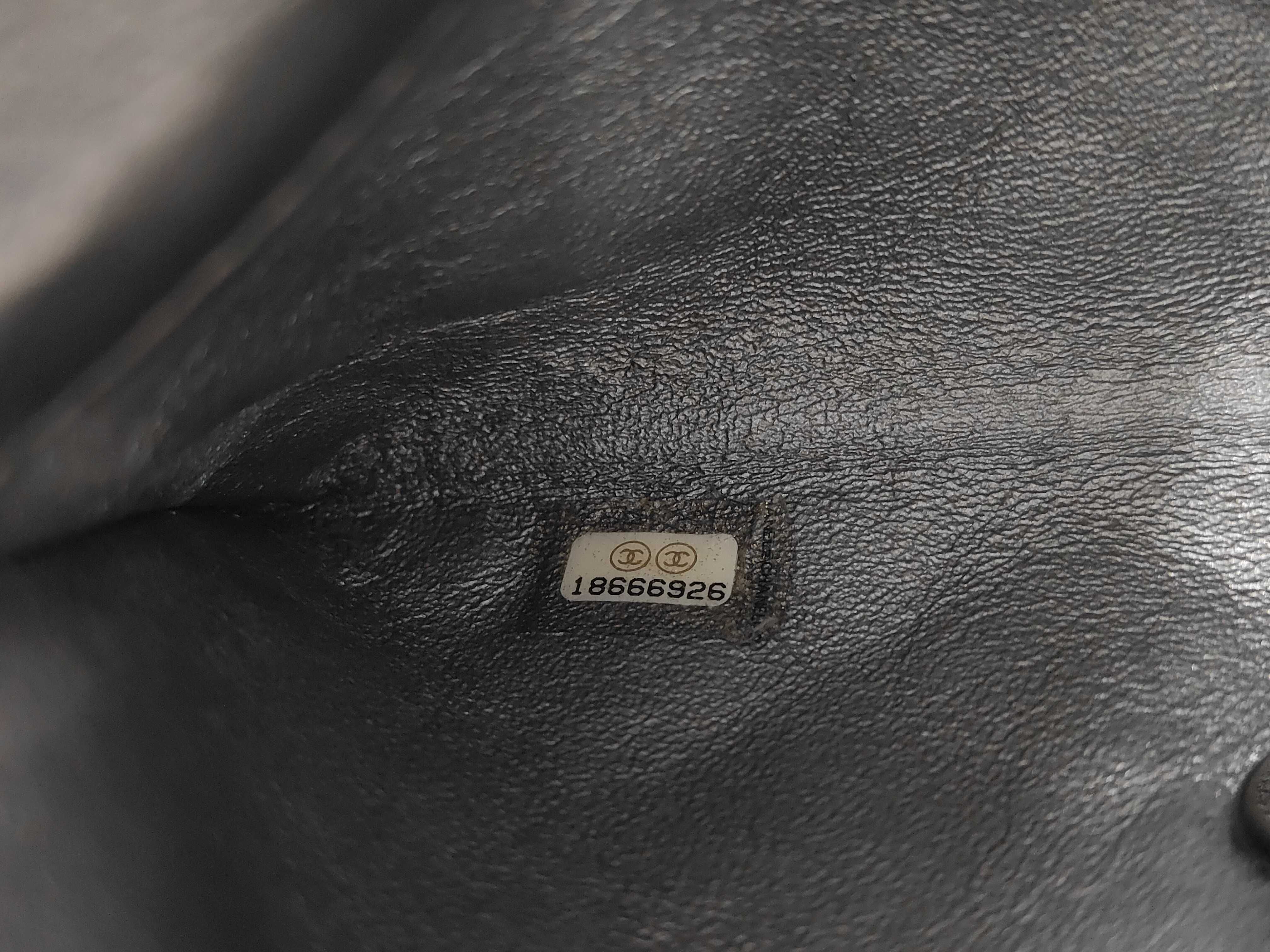 Lambskin Matelassé Grey Shoulder Bag — view 10
