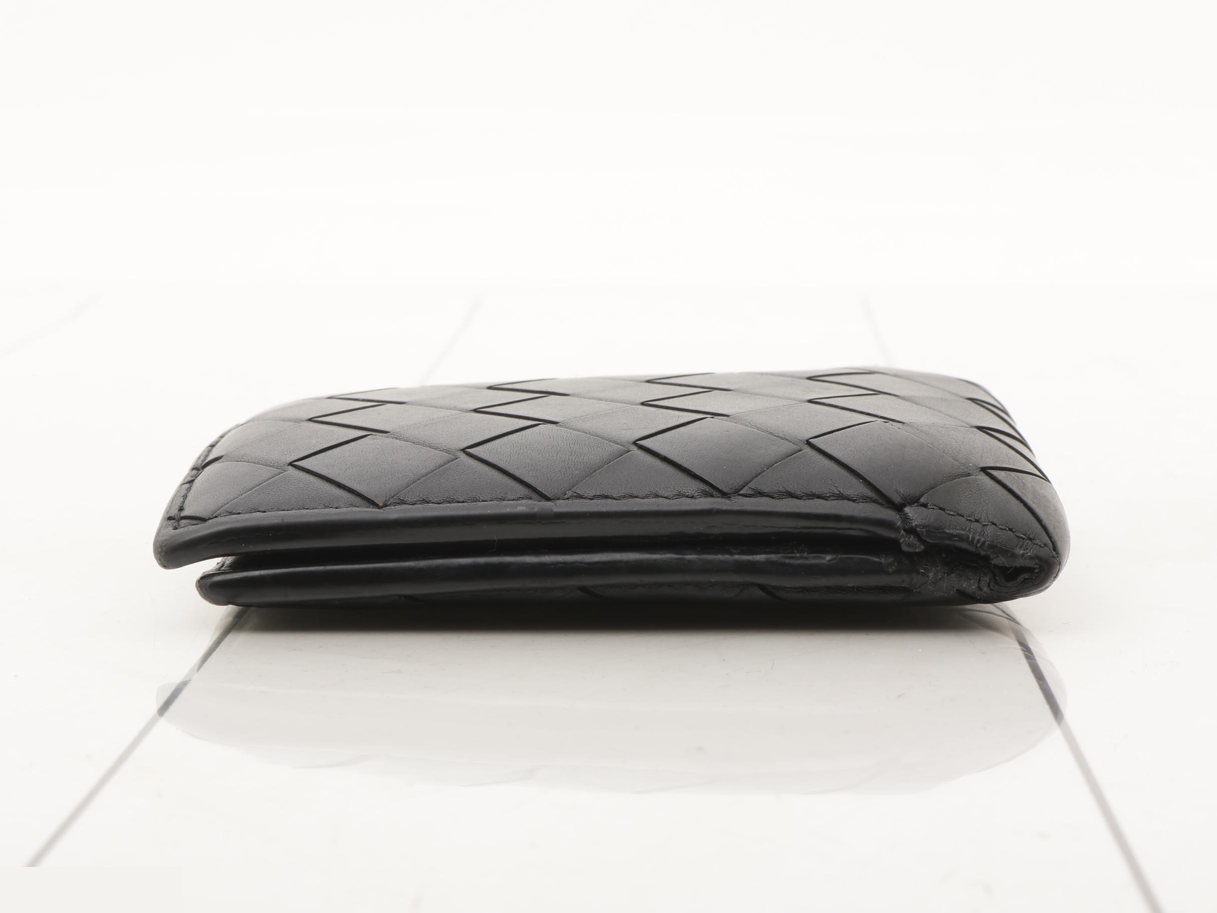 Intrecciato (bag) and wallet - bi-fold wallet — view 3