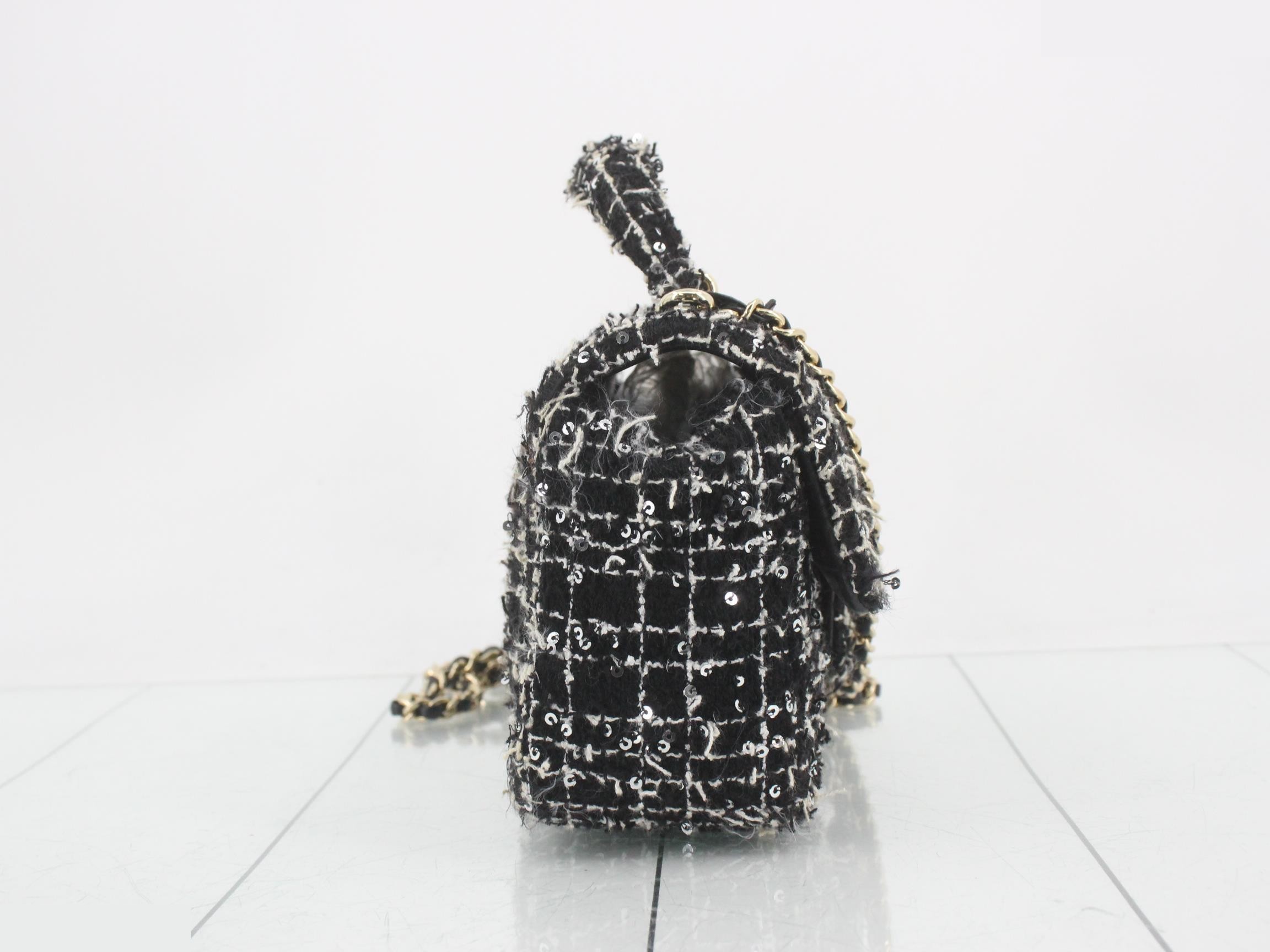 IC plate tweed sequin matelassé 2-way handbag, black — view 4