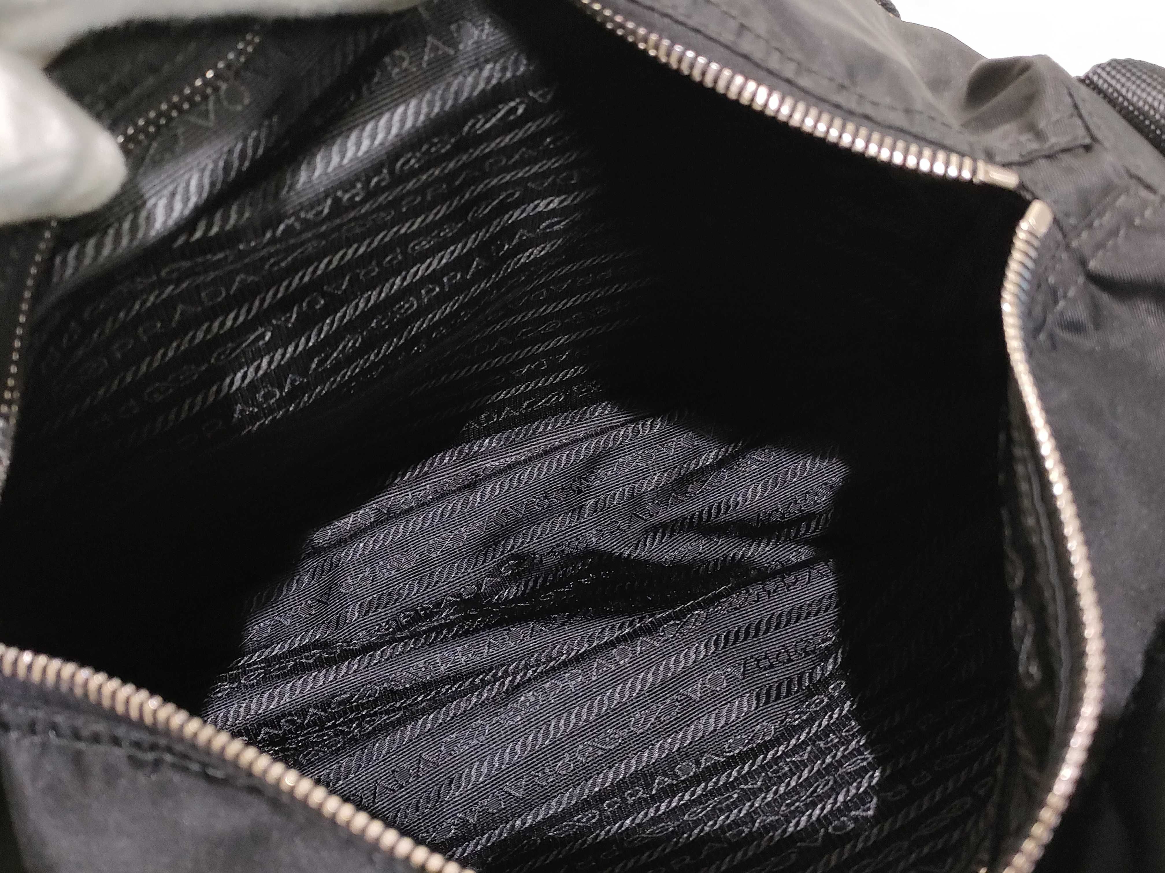 nylon shoulder bag, black. — view 9