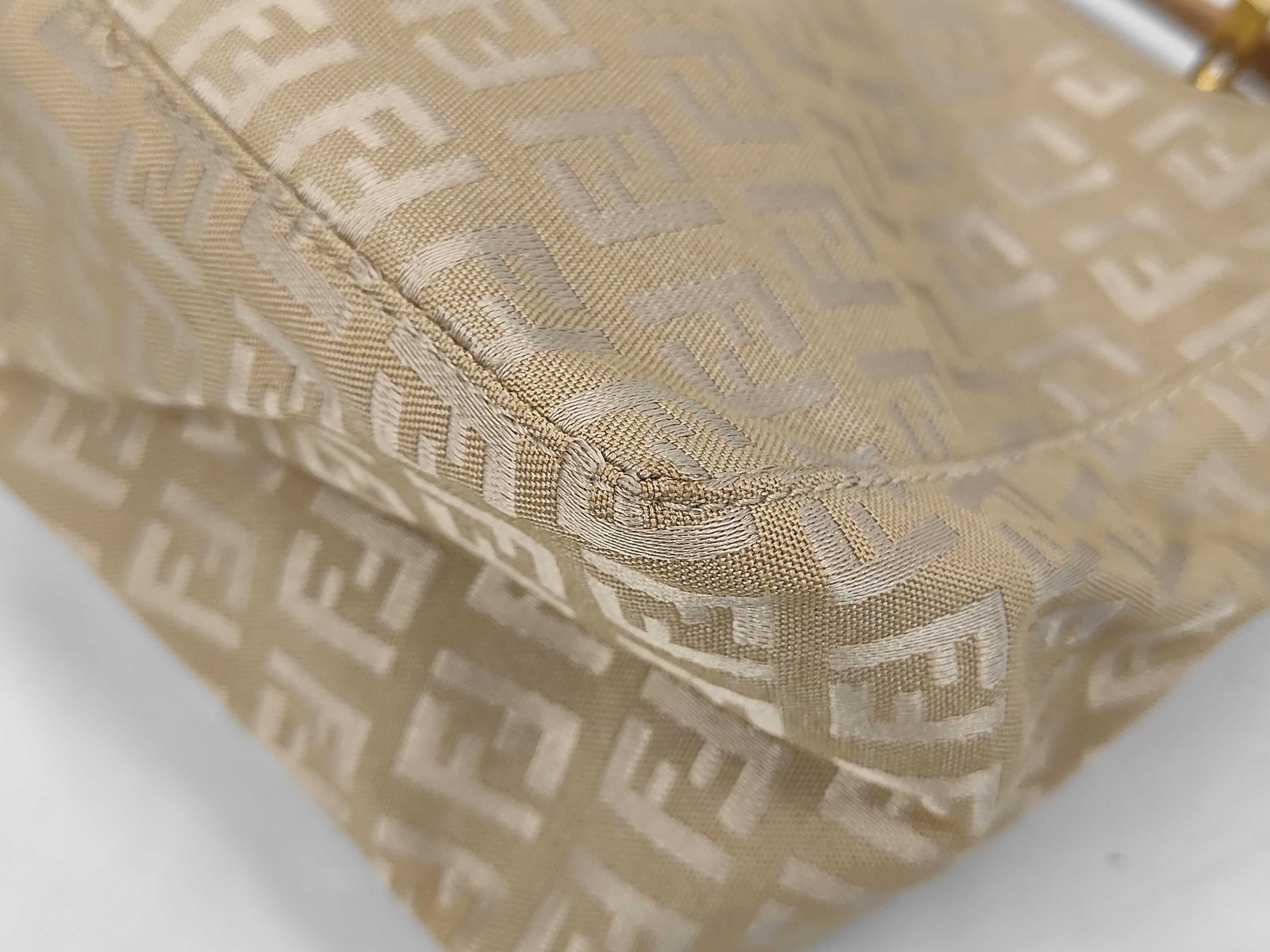 Beige Zucchino Pattern Accessory Pouch Handbag — view 4