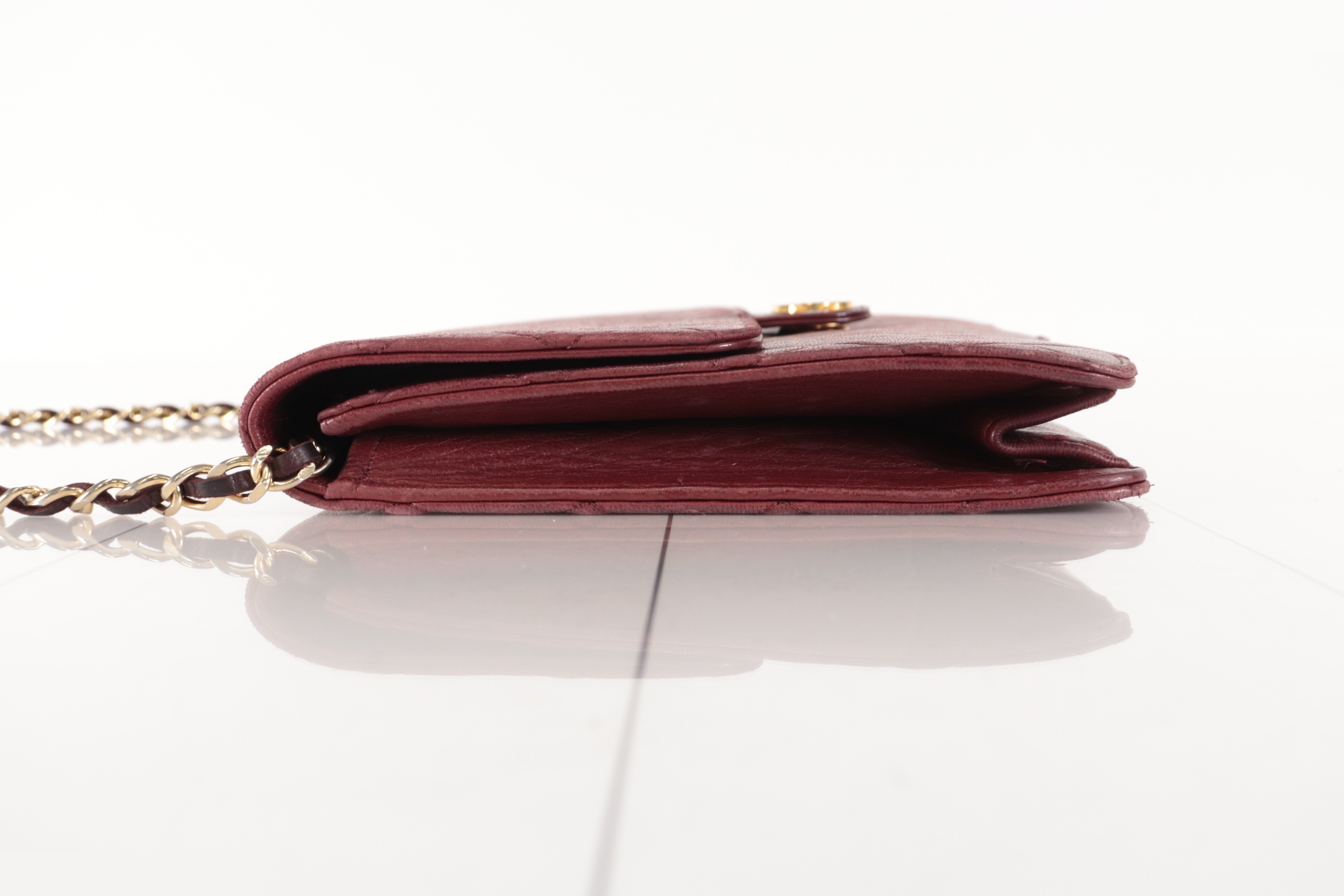 Push-lock lambskin chain shoulder bag, Bordeaux, size 6. — view 3