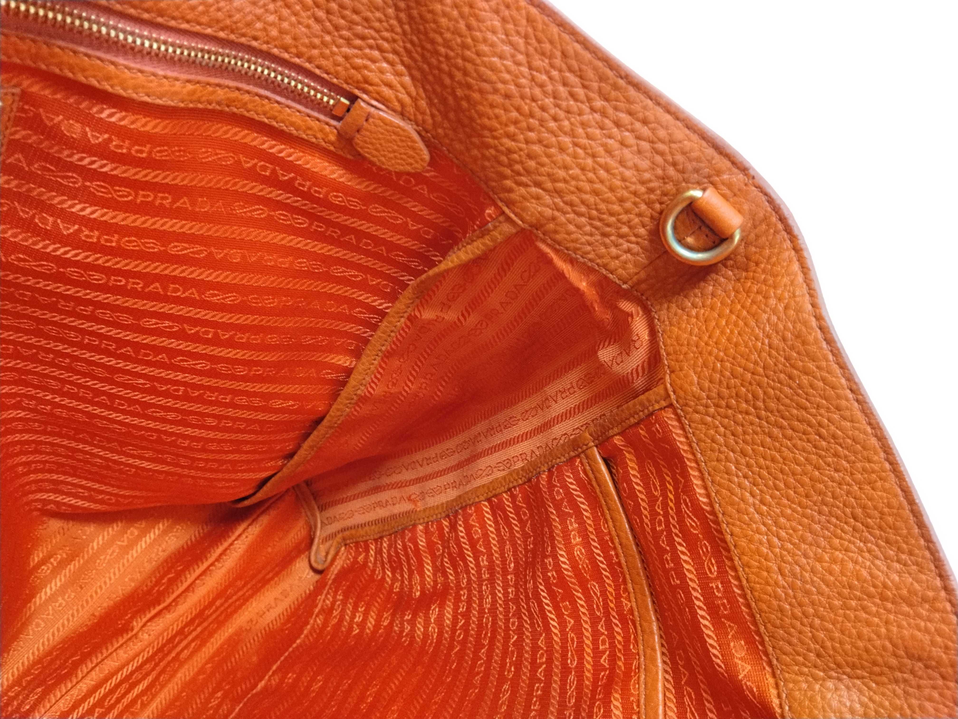 Vitello Daino Leather 2-way Shoulder Bag Tote Bag with Gold Hardware — view 10