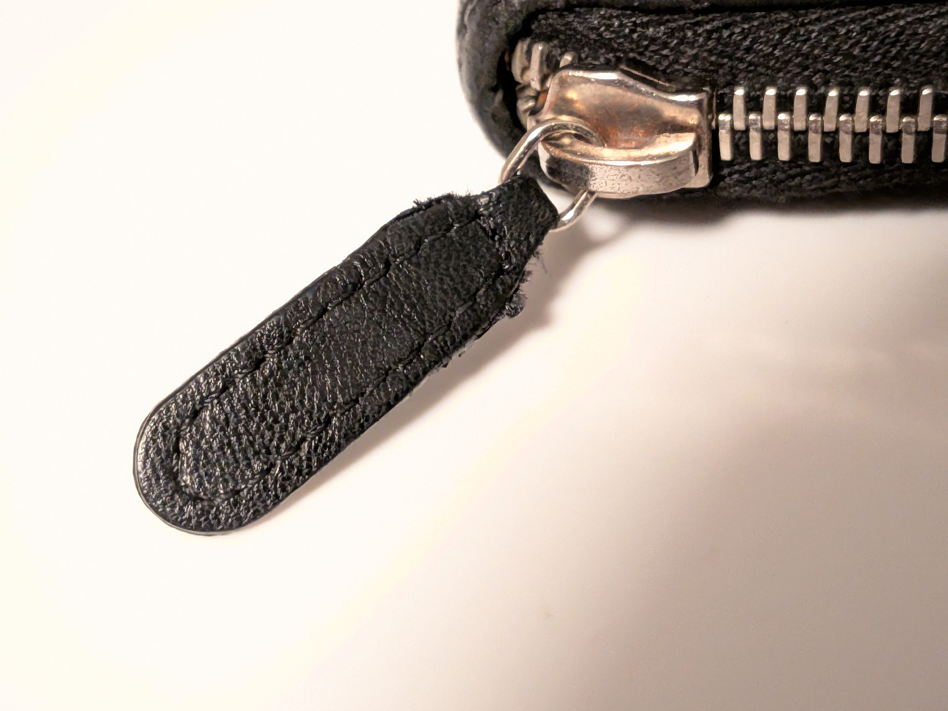 Matelassé Lambskin Coco Mark Round Zipper Organizer Wallet (Serial Number 17) — view 8