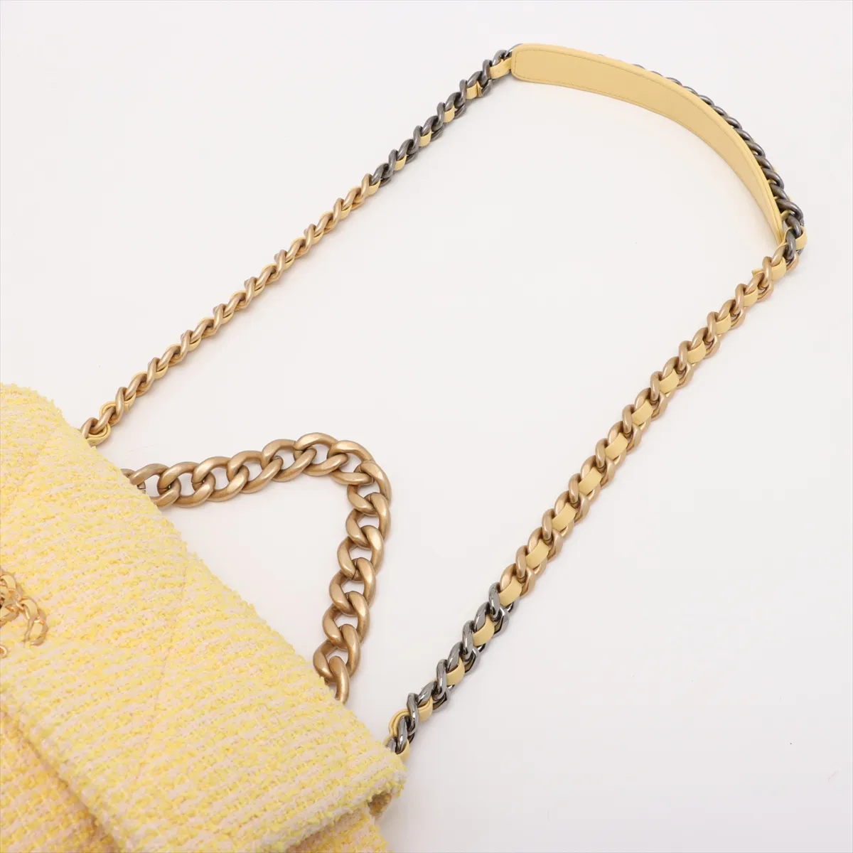 19 Large Tweed Chain Shoulder Bag Yellow Gold Hardware 31083216 31st Series AS1161 — view 7