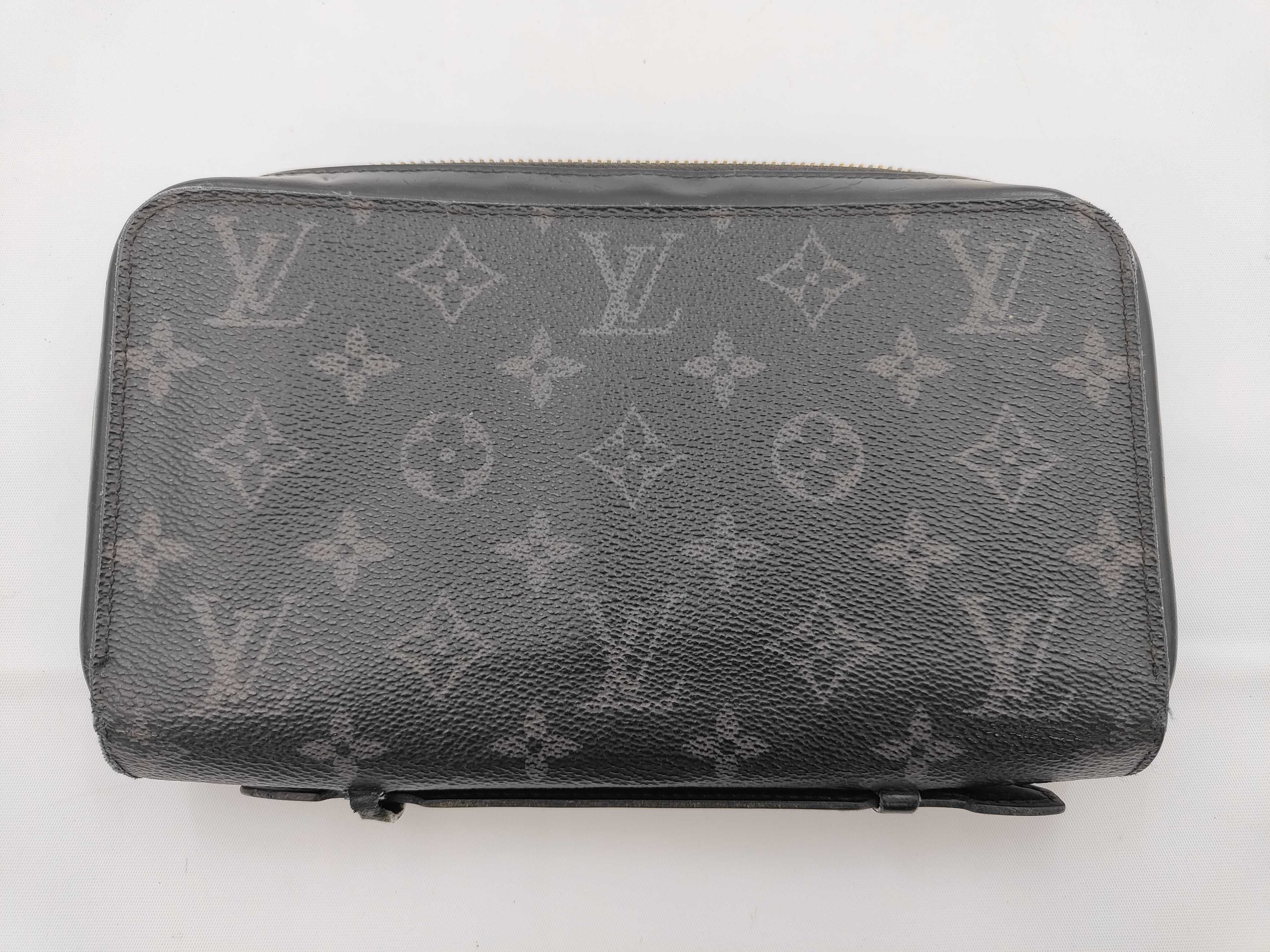 M61698 Monogram Eclipse Zippy XL Wallet