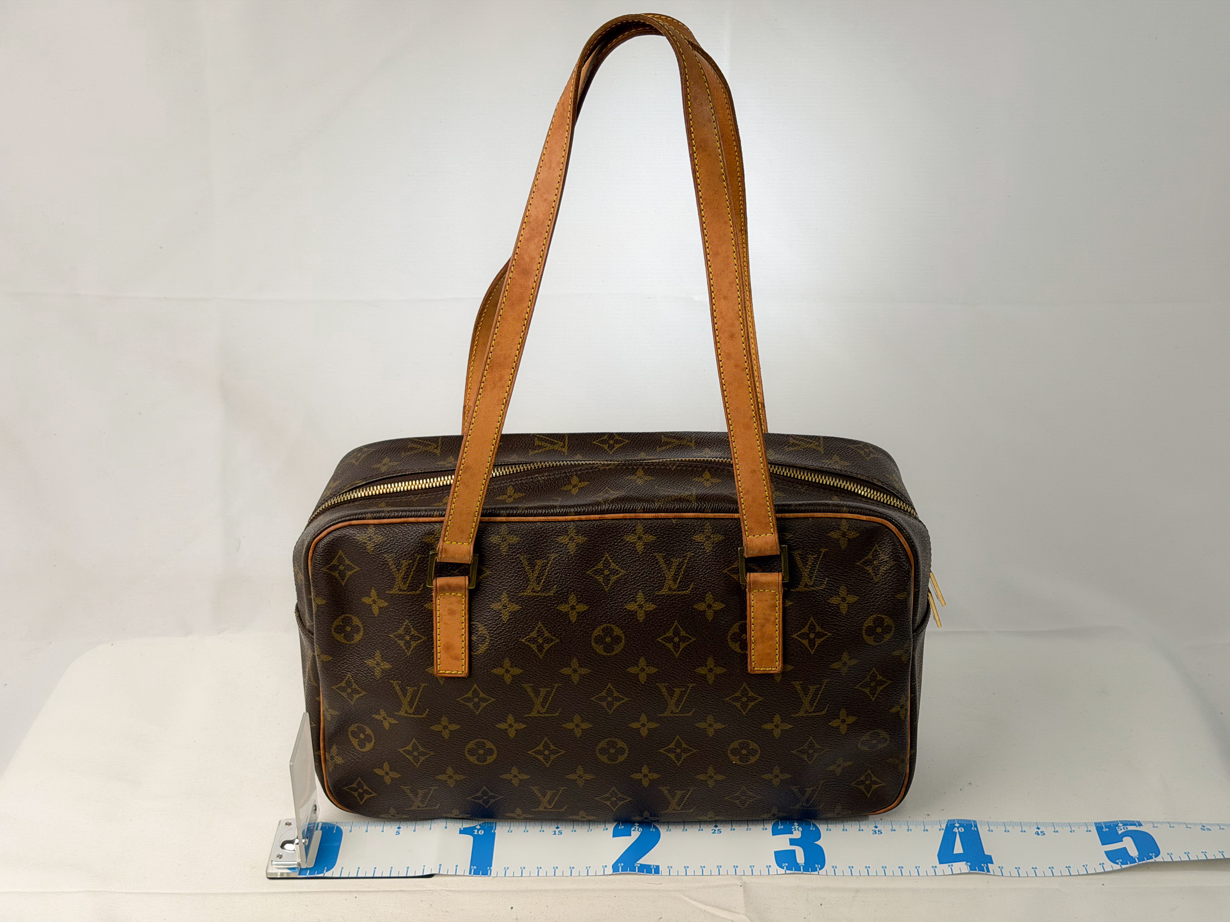 Monogram M51181 Cite GM FL0042 Shoulder Bag — view 2