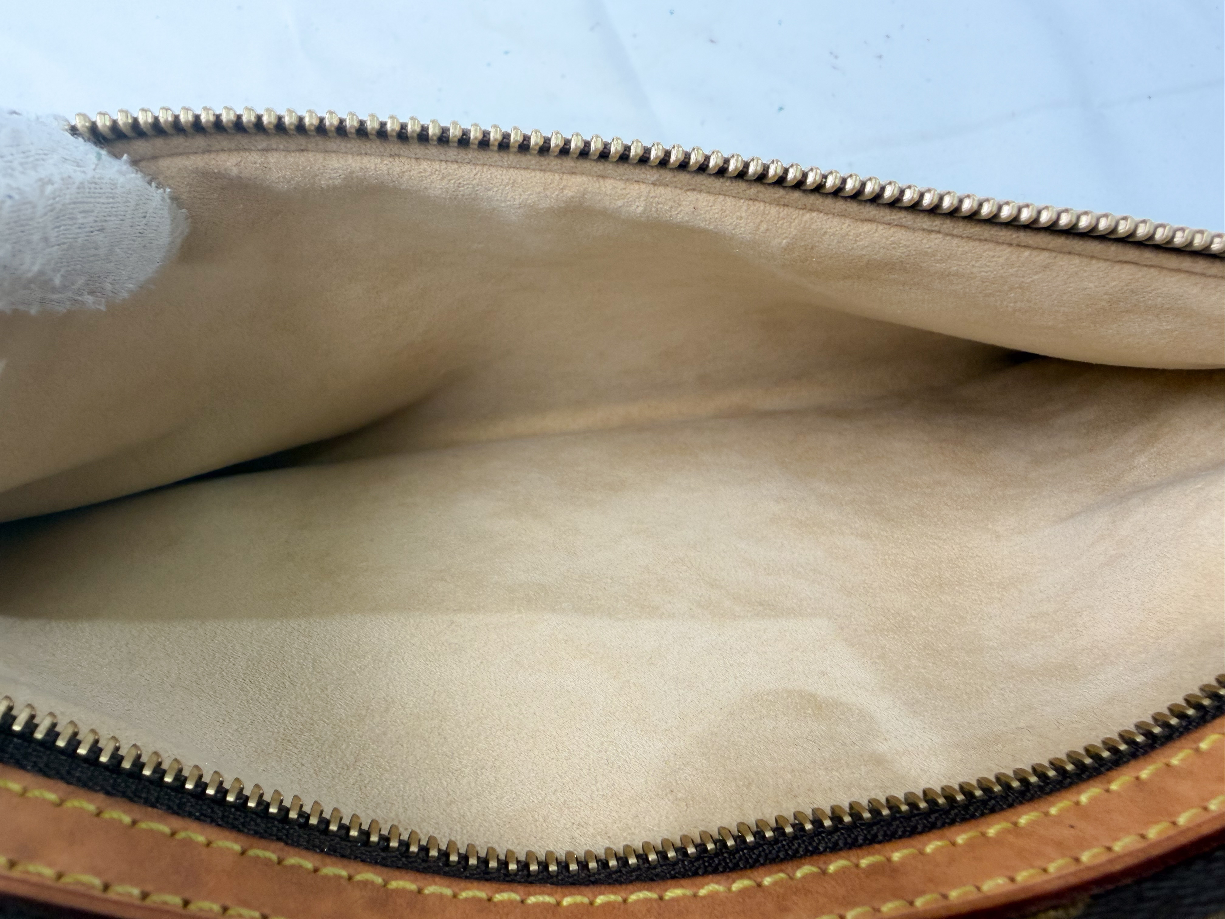 Monogram M51181 Cite GM FL0042 Shoulder Bag — view 15