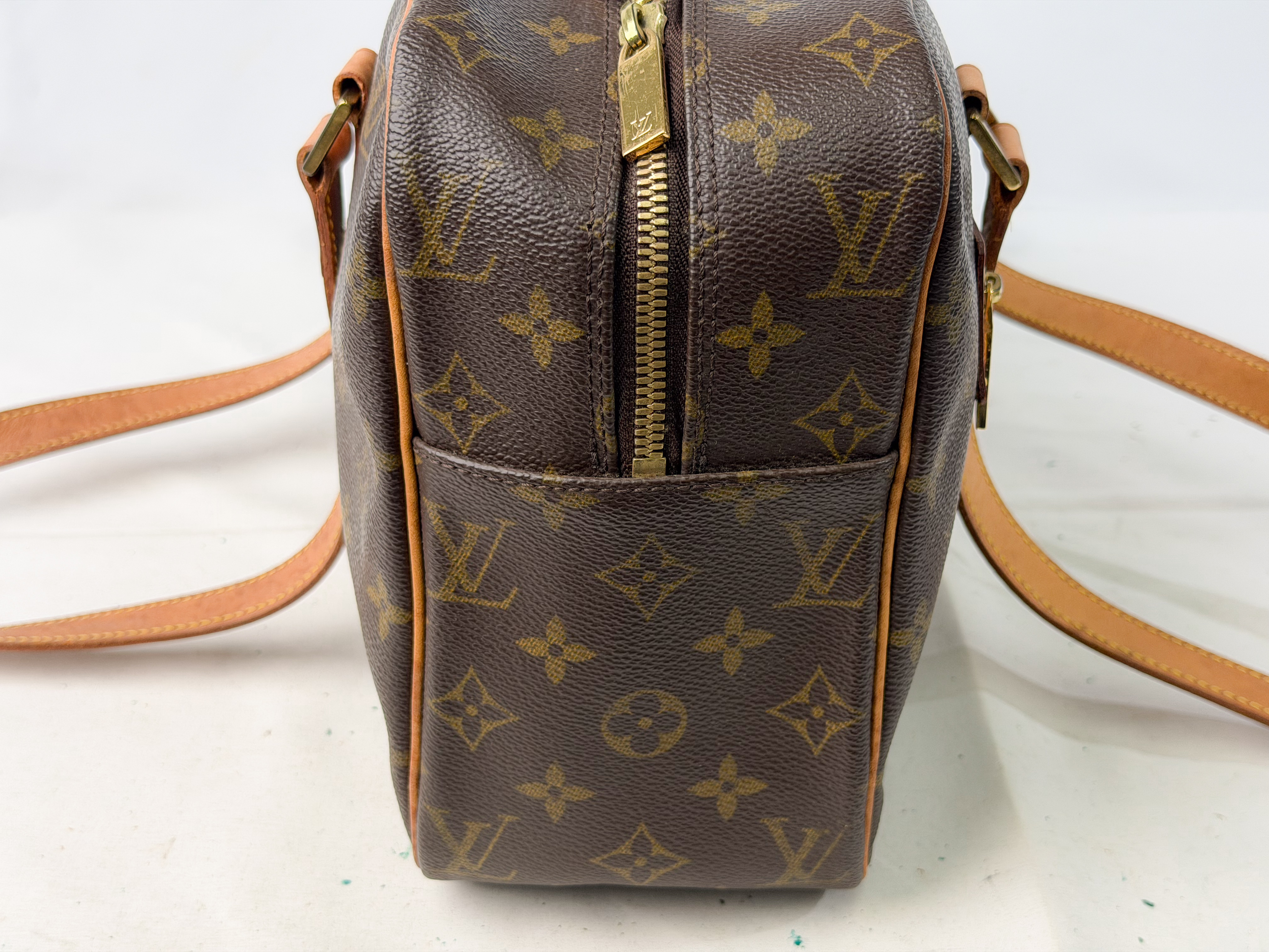 Monogram M51181 Cite GM FL0042 Shoulder Bag — view 7