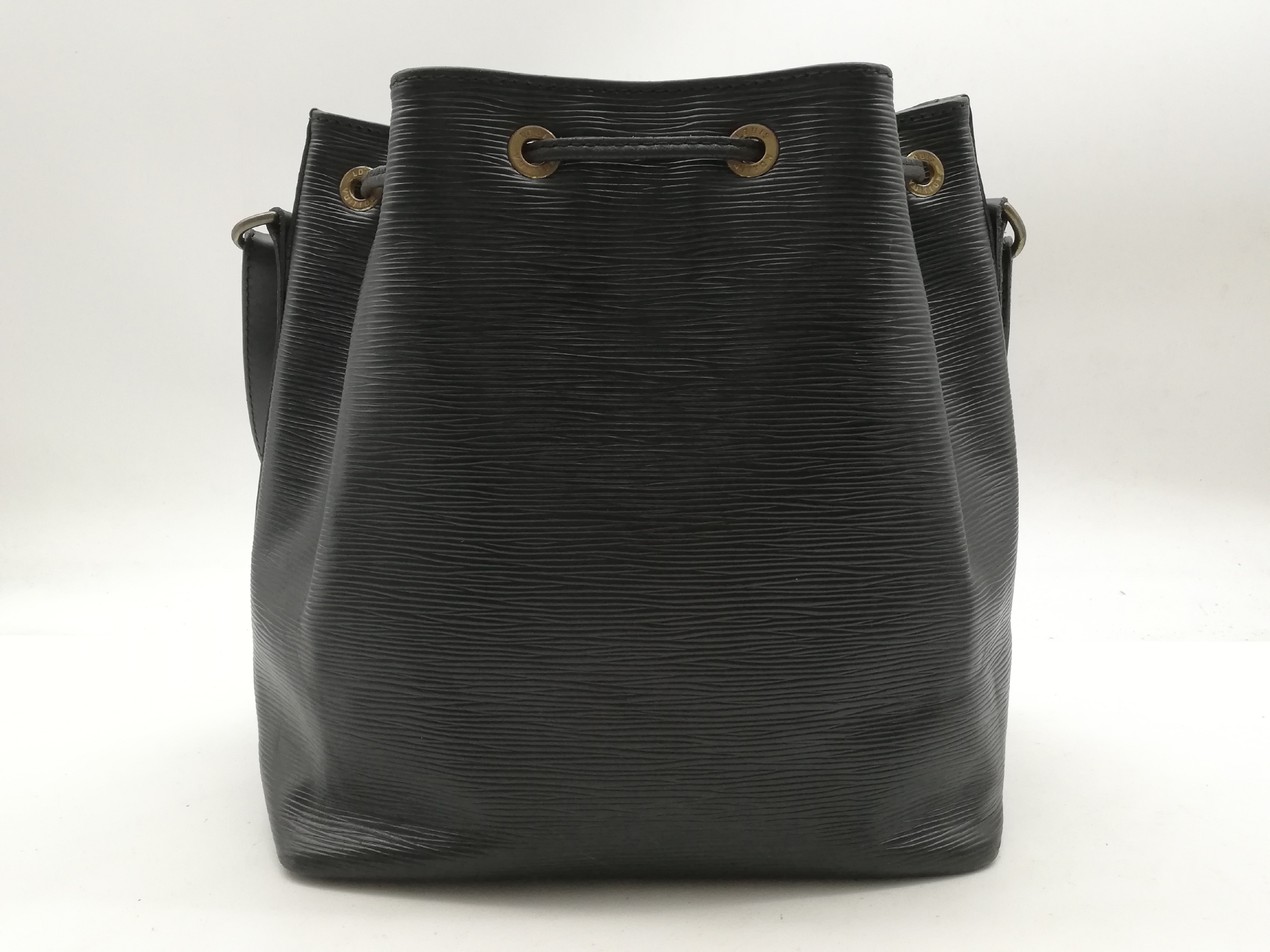 Epi Petit Noé M59012 Noir Shoulder Bag — view 2