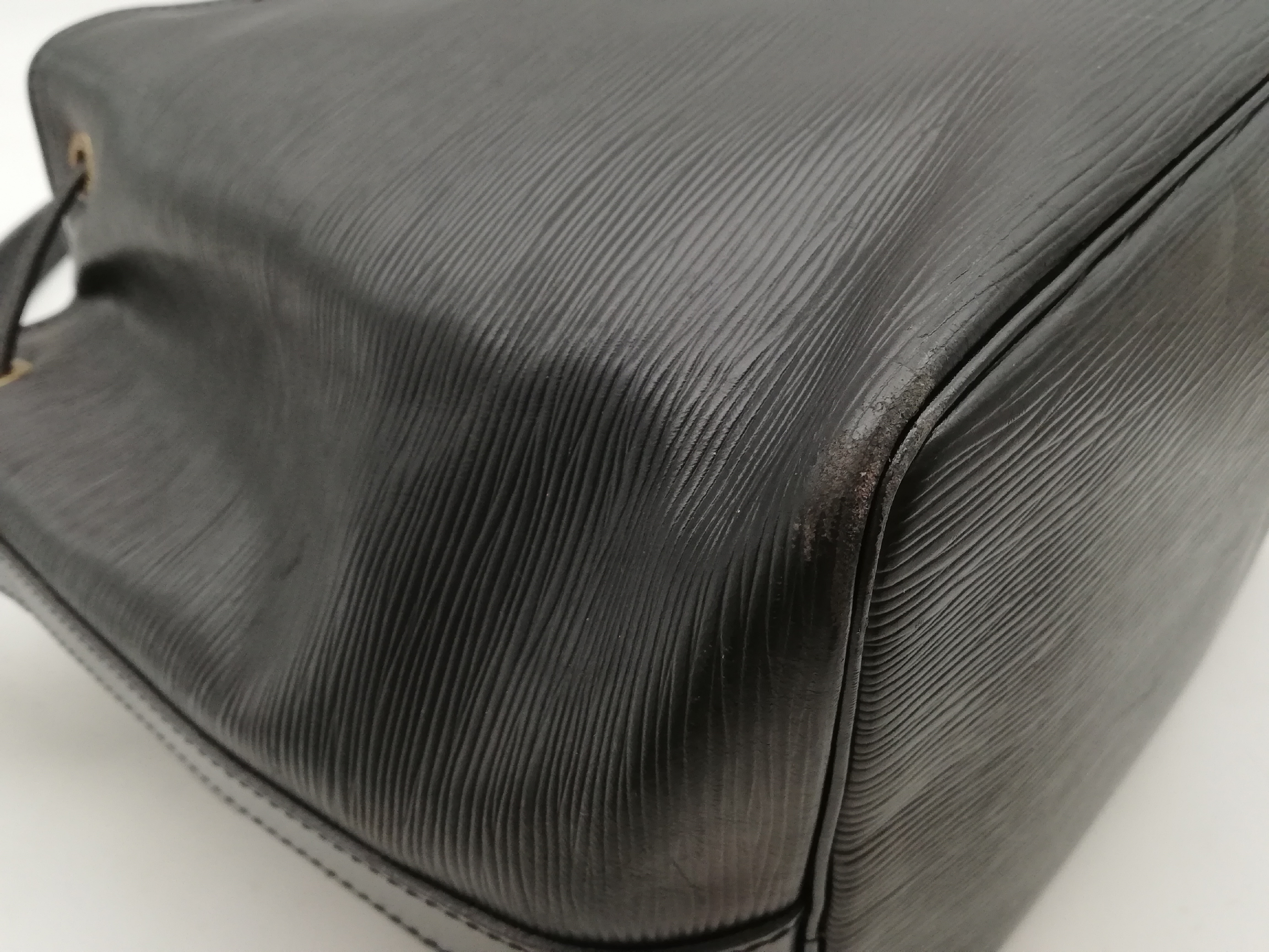 Epi Petit Noé M59012 Noir Shoulder Bag — view 11