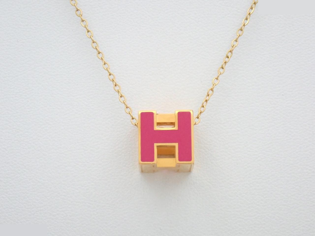 Necklace, H-cube design, gold, chain approximately 40cm